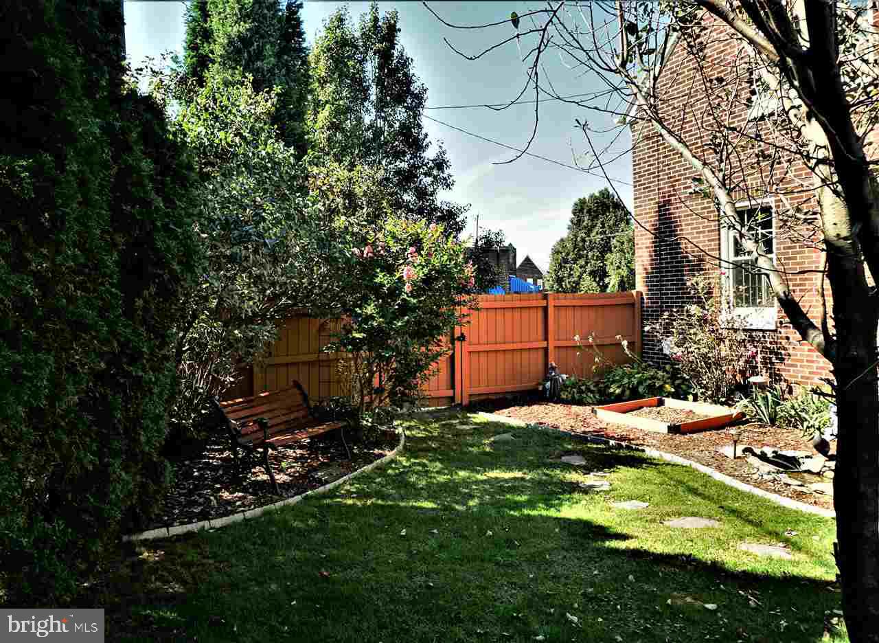 MIDLAND-HOLLYWOOD HEIGHTS - Residential