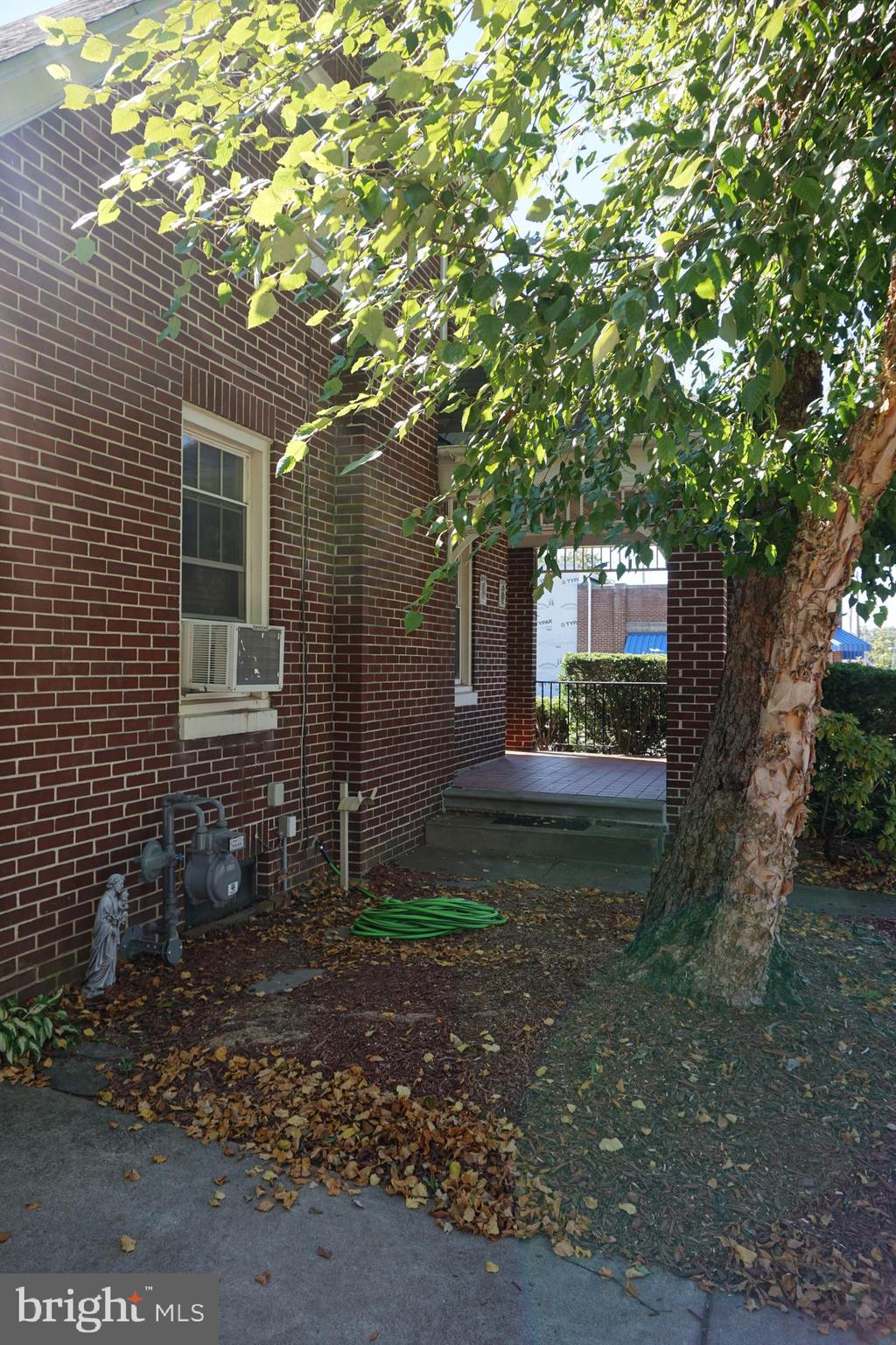 MIDLAND-HOLLYWOOD HEIGHTS - Residential