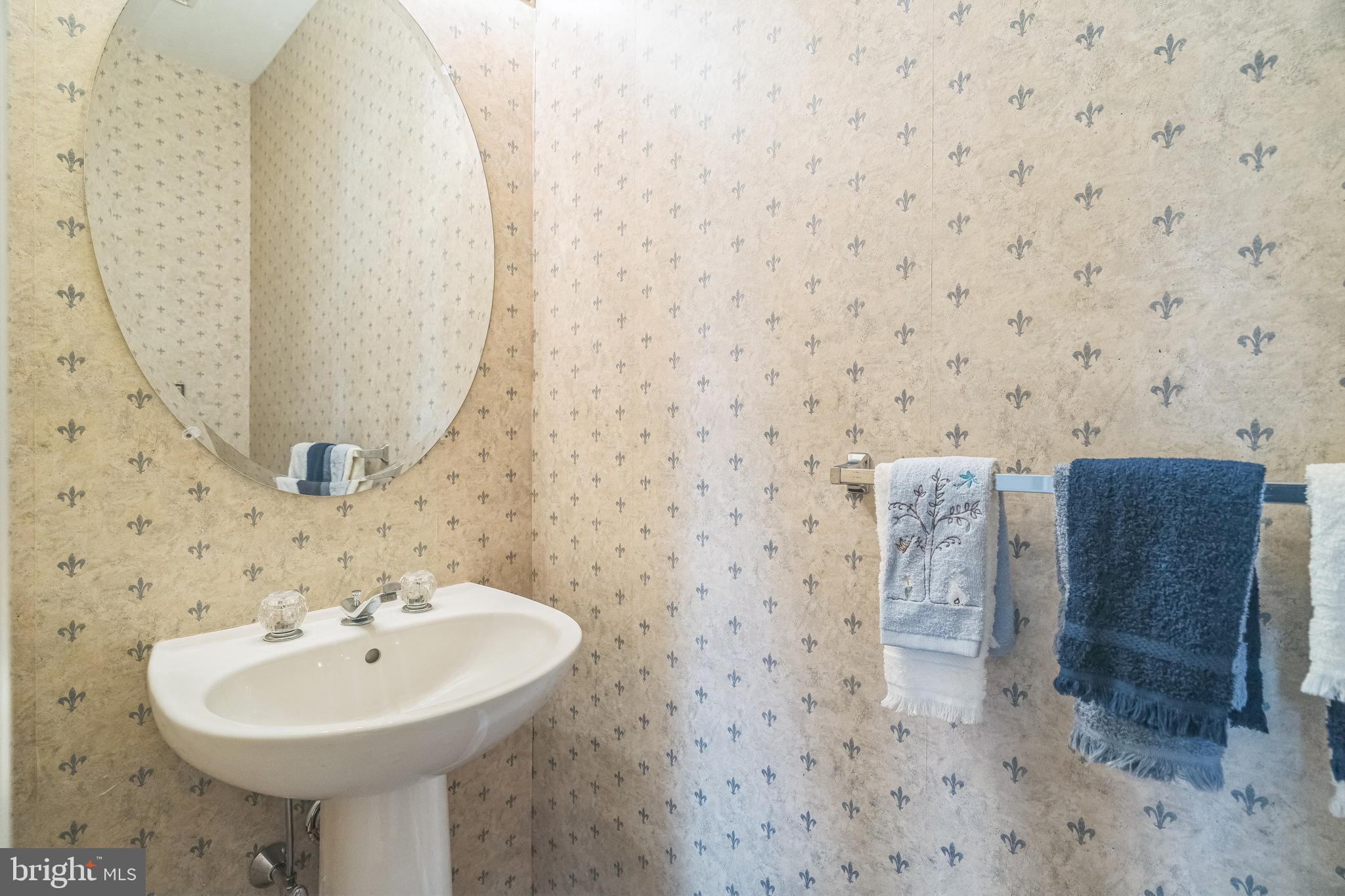 BLUE BELL CC - Residential