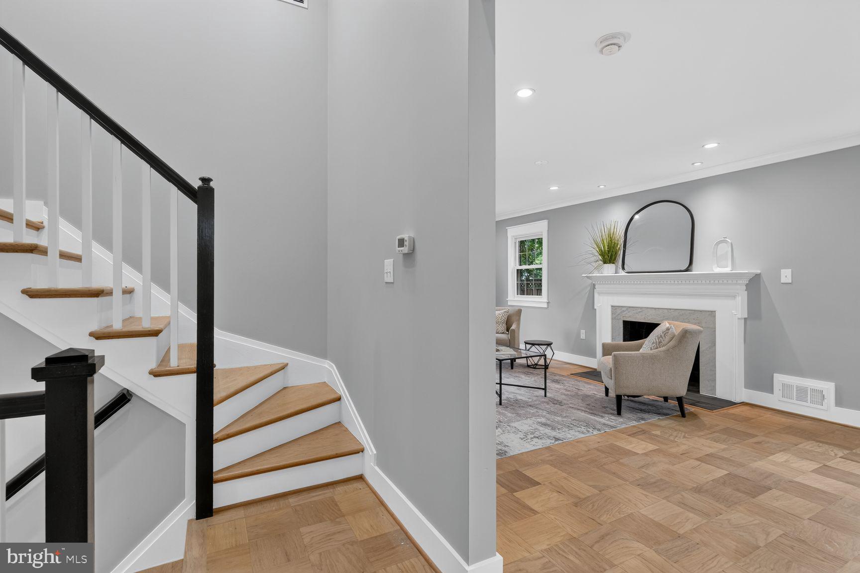 1022 CROTON DRIVE