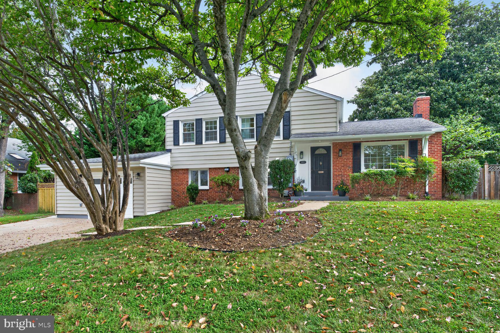 1022 CROTON DRIVE