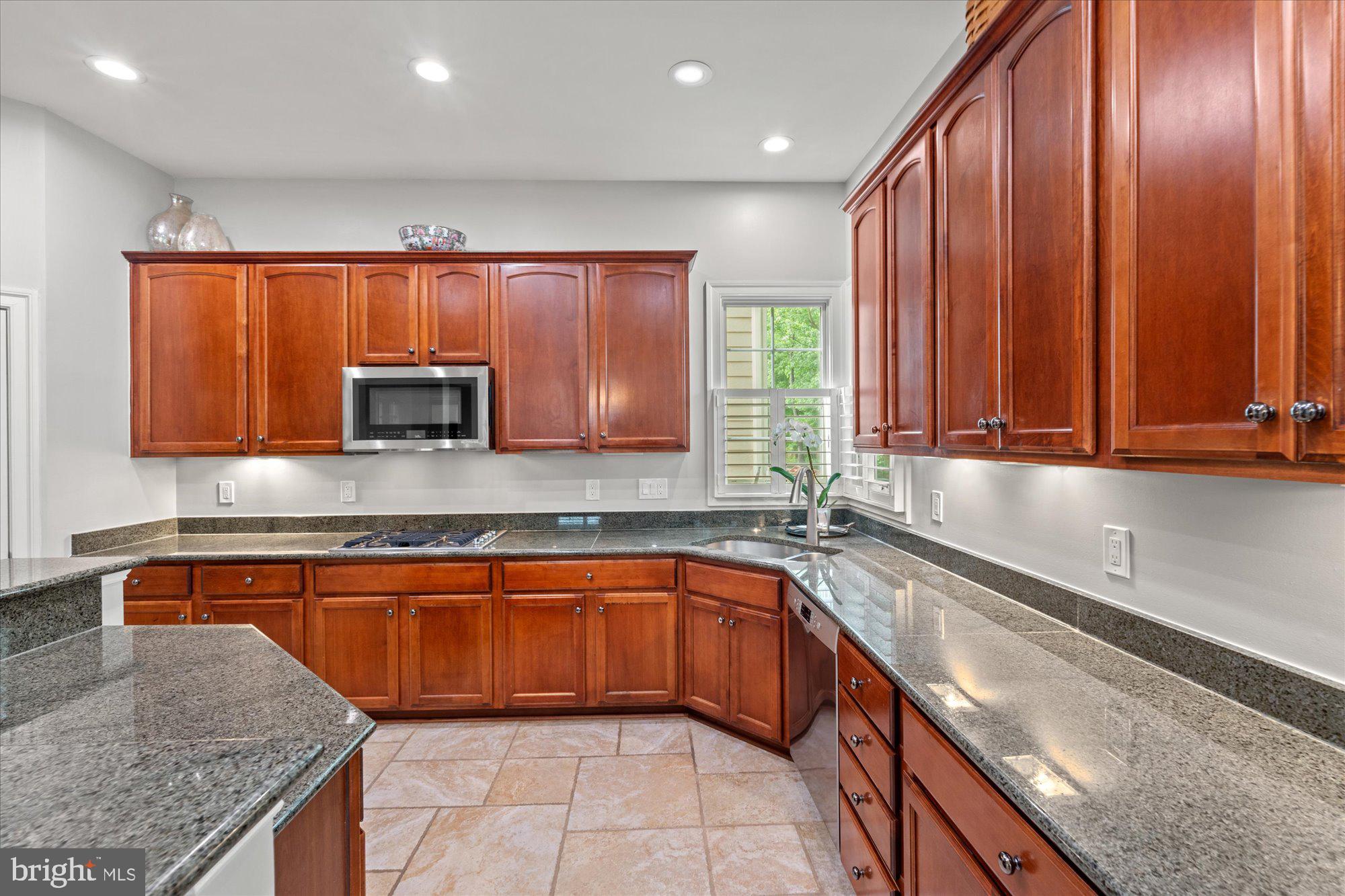 TYSONS TRACE - Residential