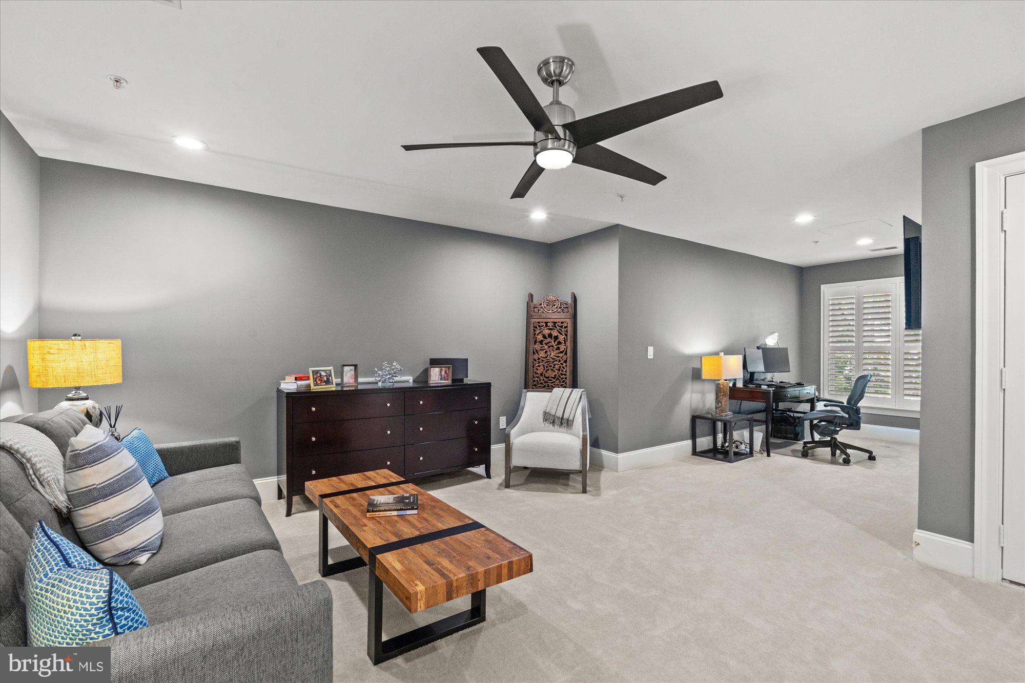 TYSONS TRACE - Residential