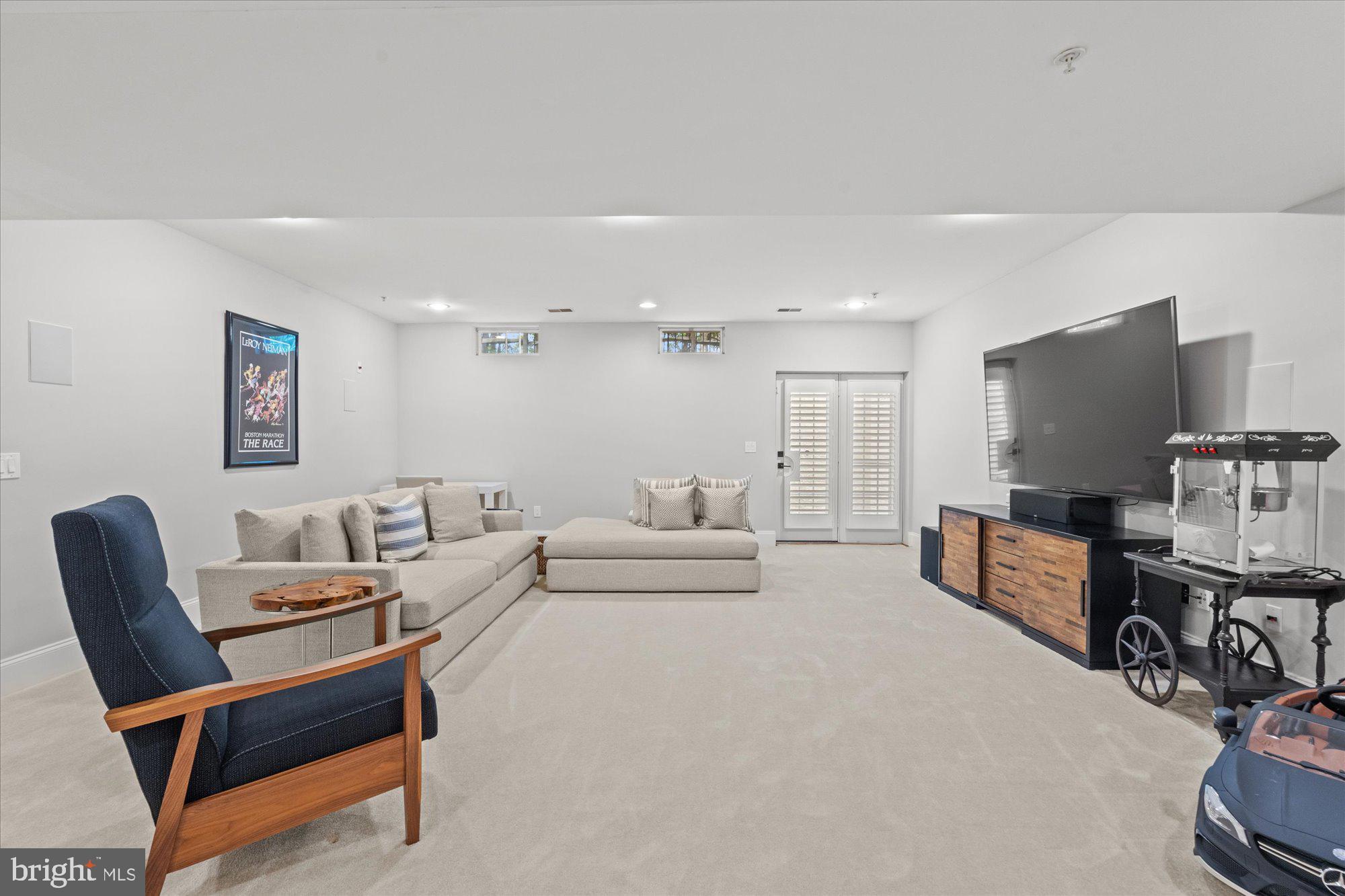 TYSONS TRACE - Residential