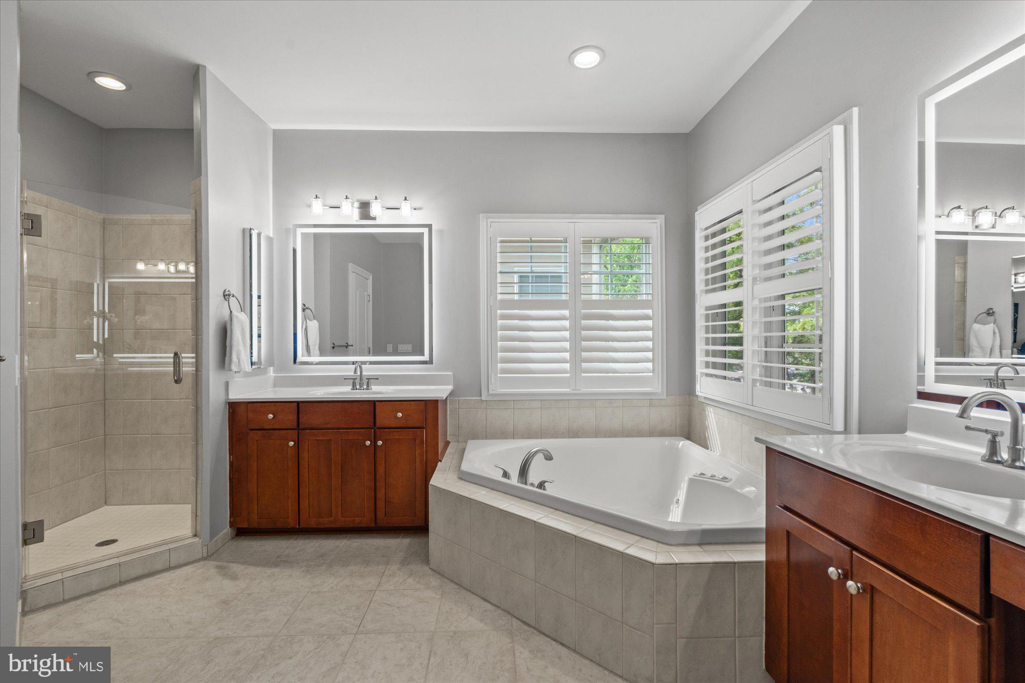 TYSONS TRACE - Residential