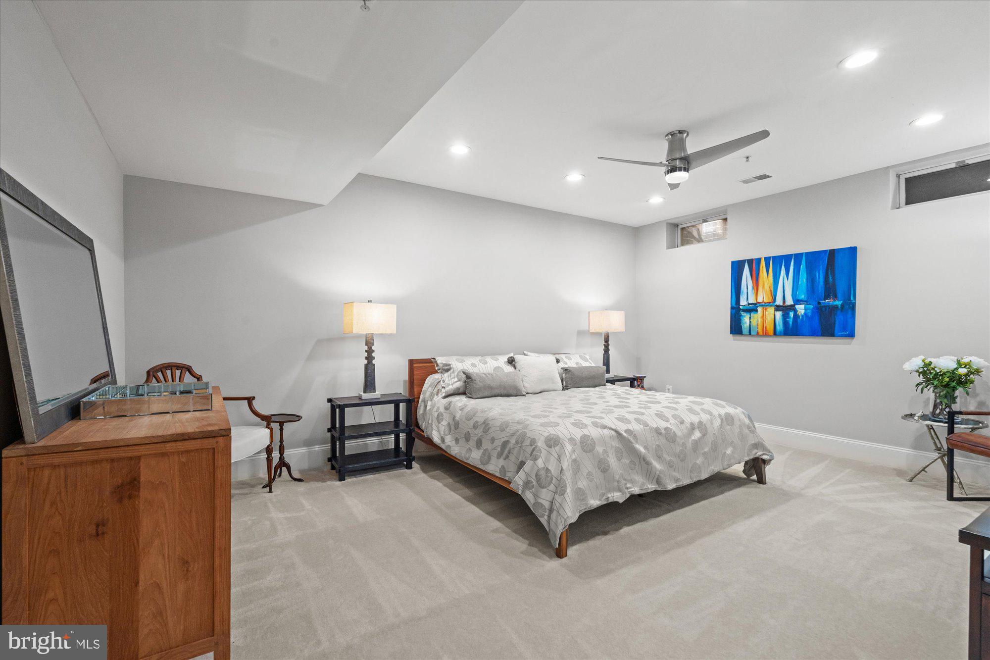 TYSONS TRACE - Residential