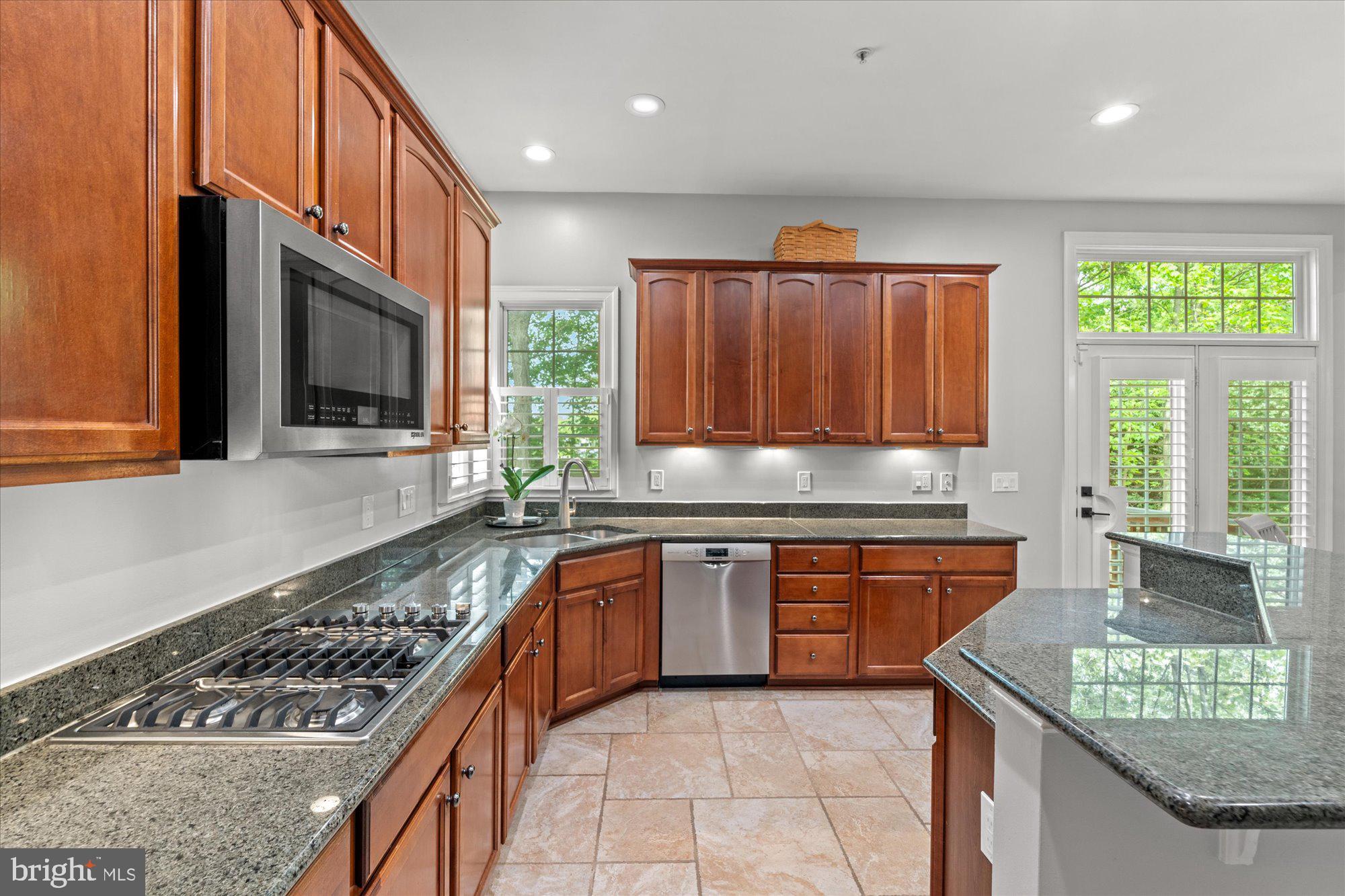 TYSONS TRACE - Residential