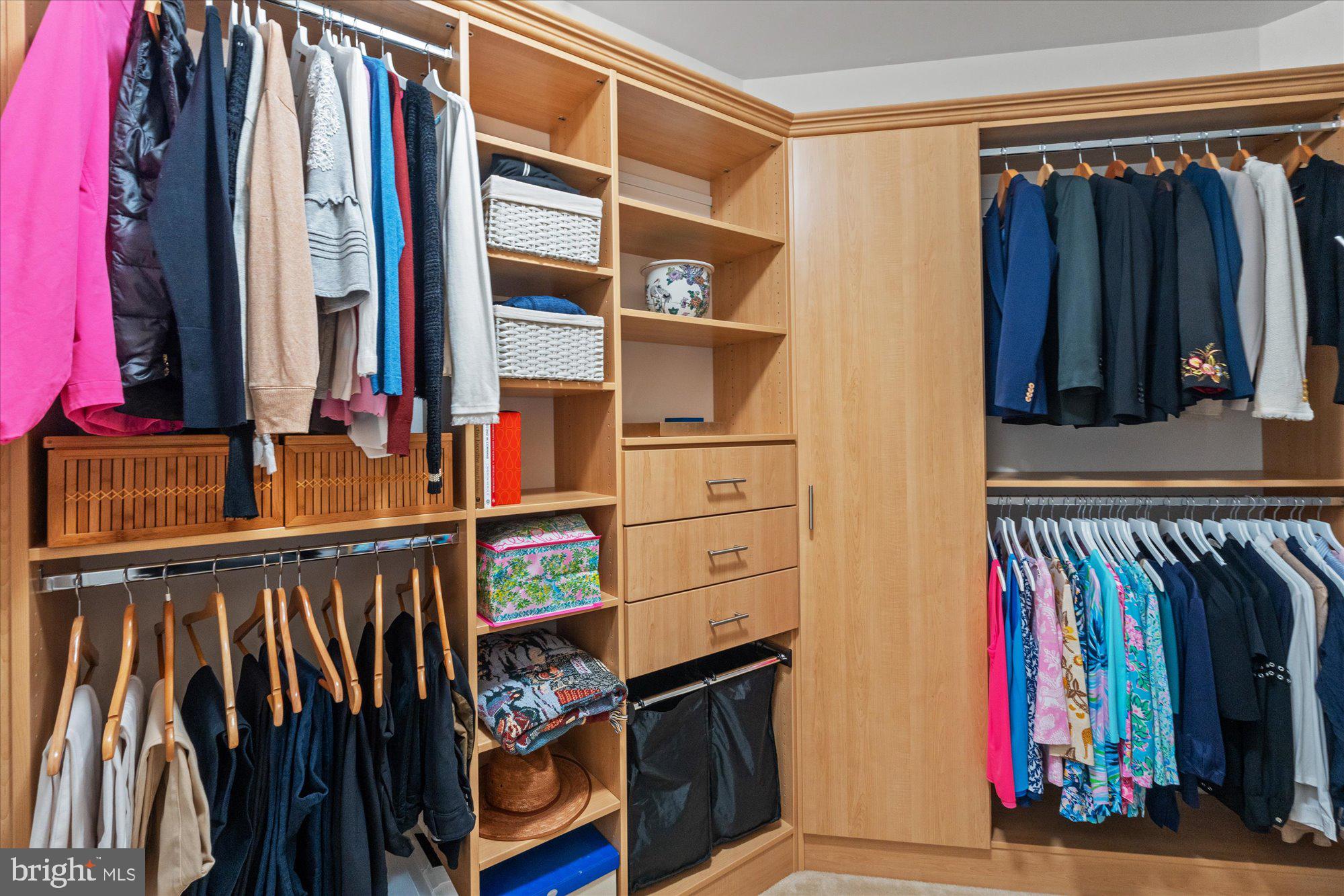 TYSONS TRACE - Residential