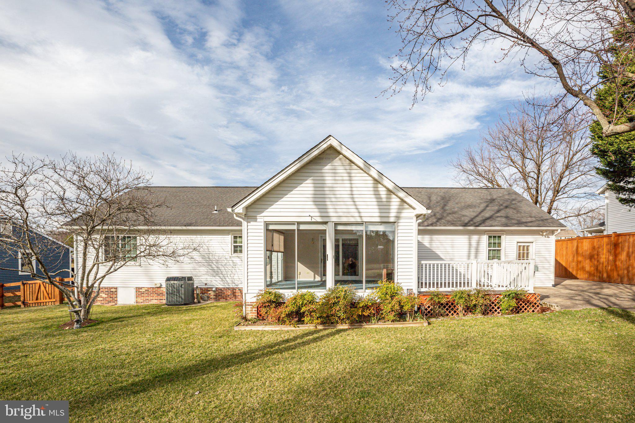 LYNWOOD - Residential