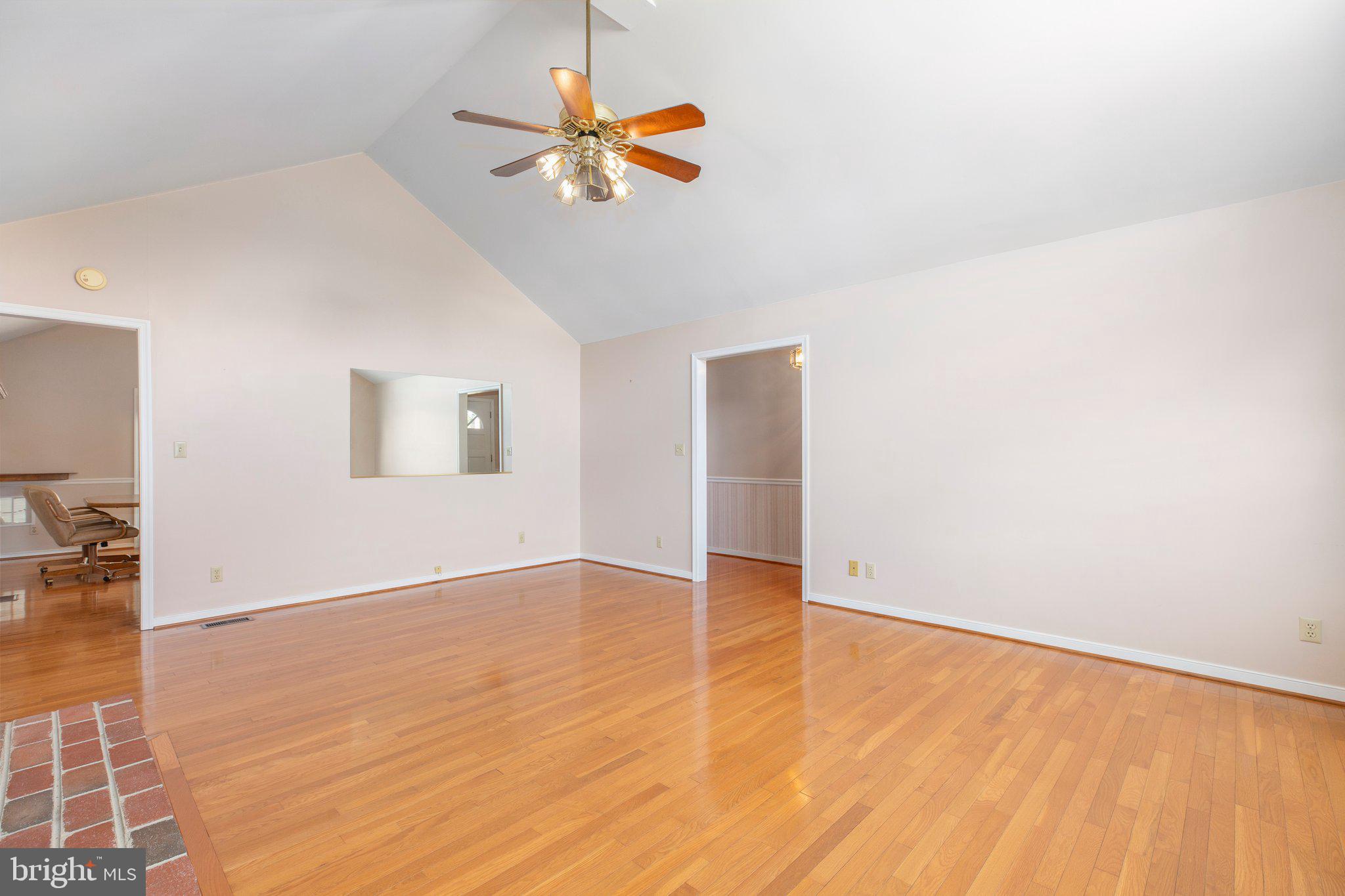 LYNWOOD - Residential