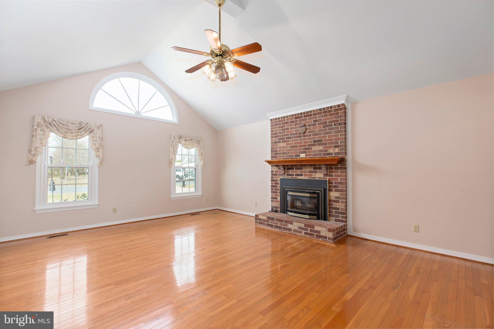 LYNWOOD - Residential