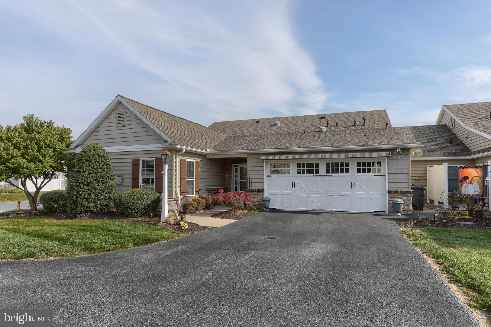 43 SPRINGHAVEN COURT
