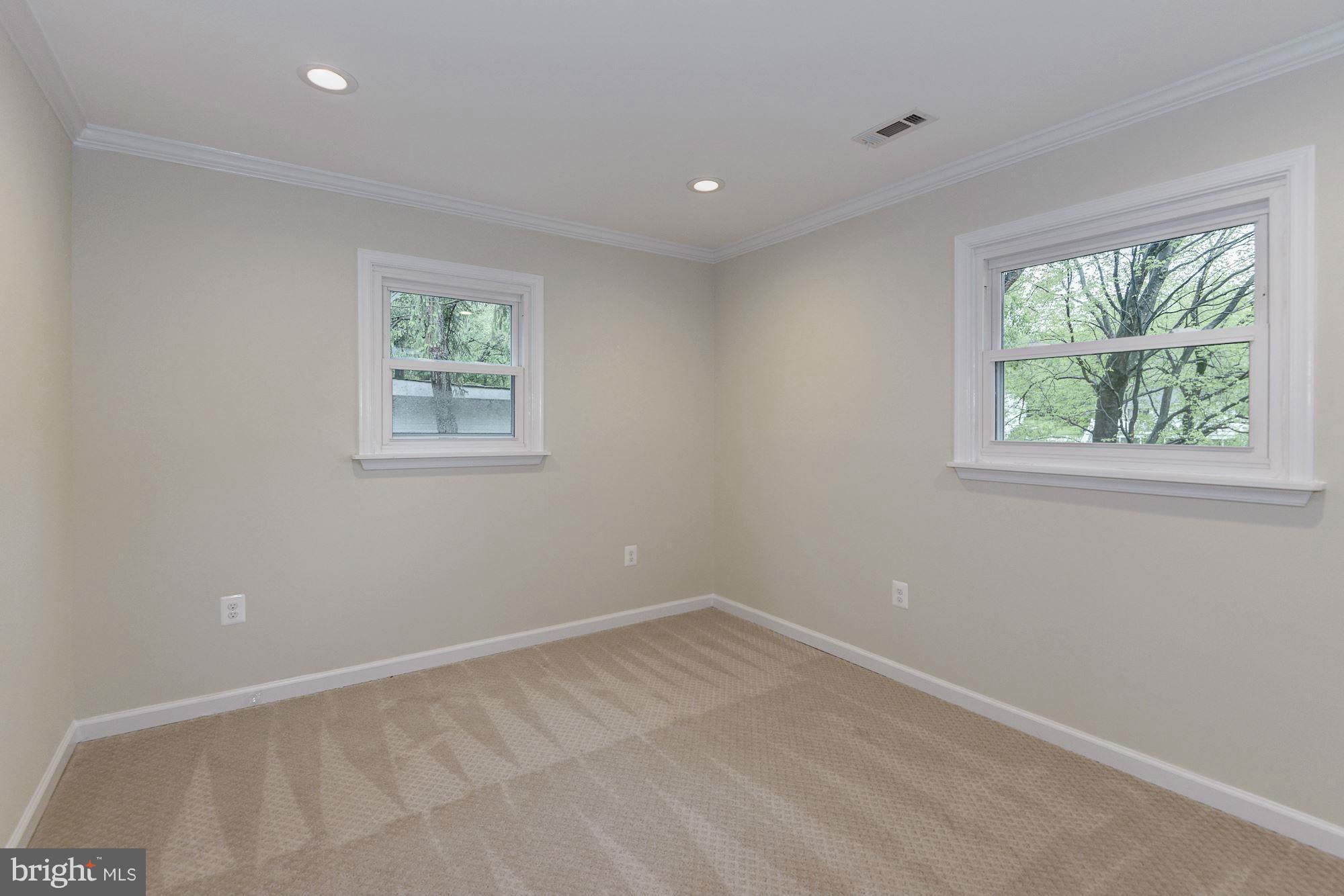 MARLBORO MEADOWS - Residential