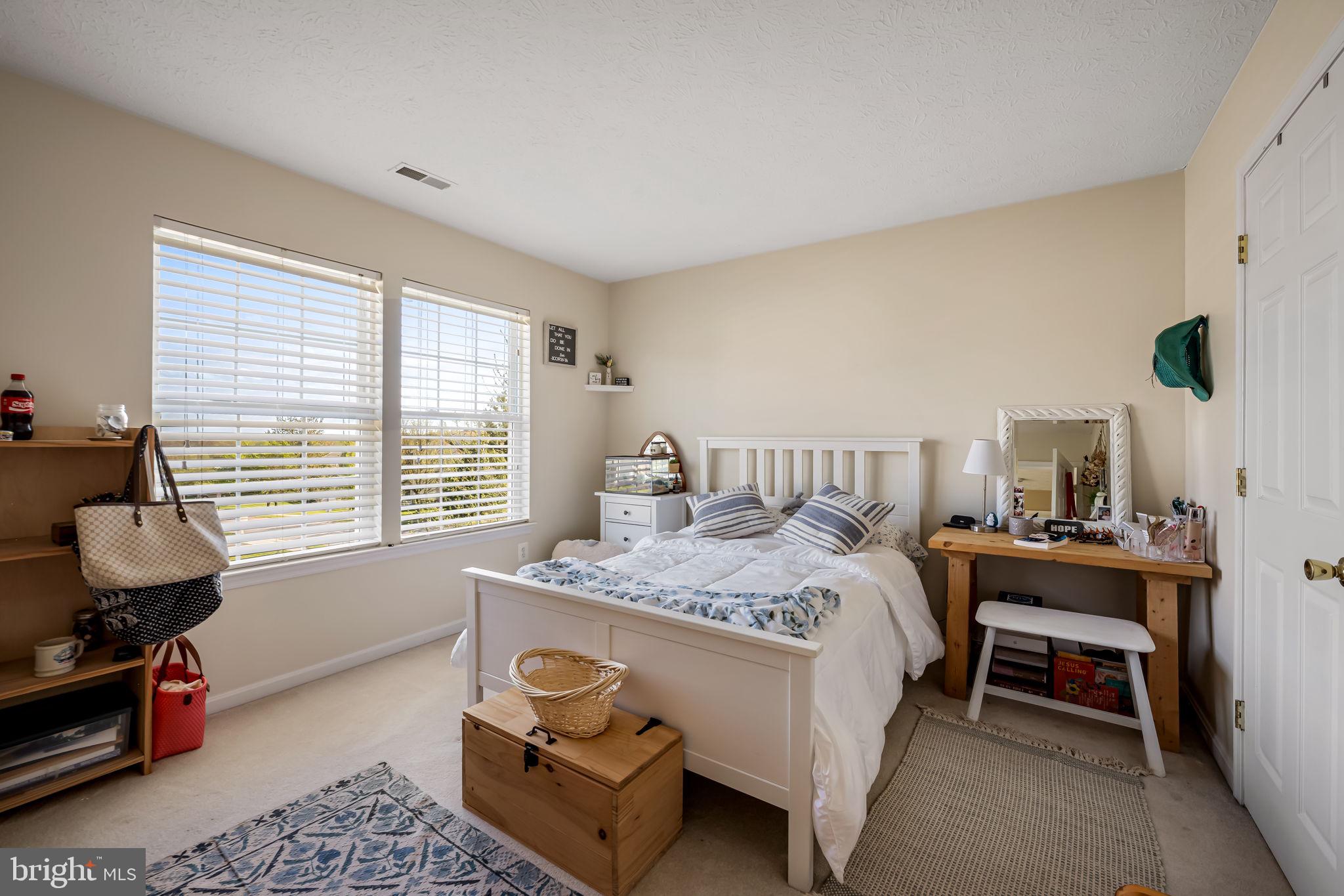 MANCHESTER FARMS - Residential