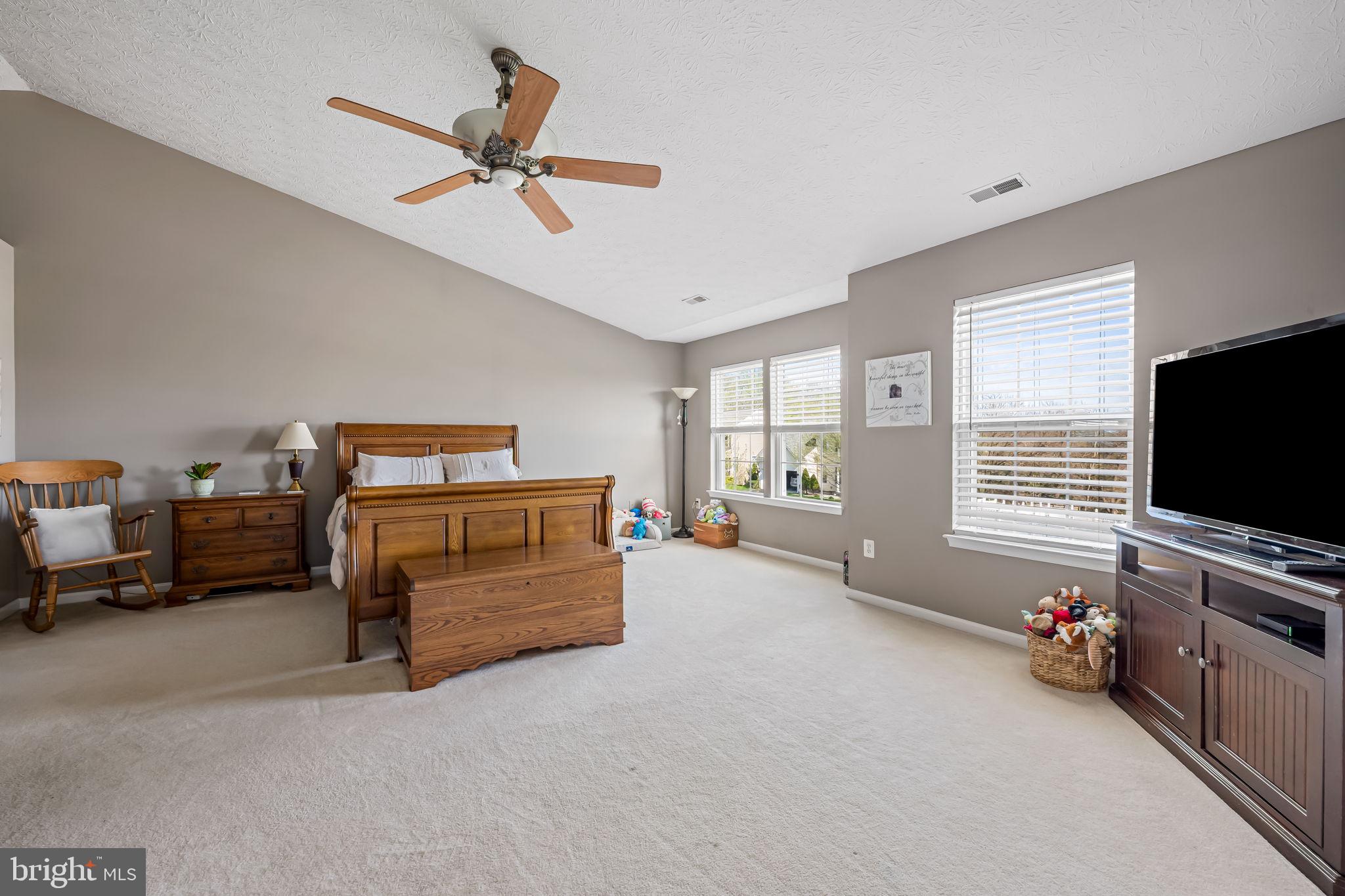 MANCHESTER FARMS - Residential