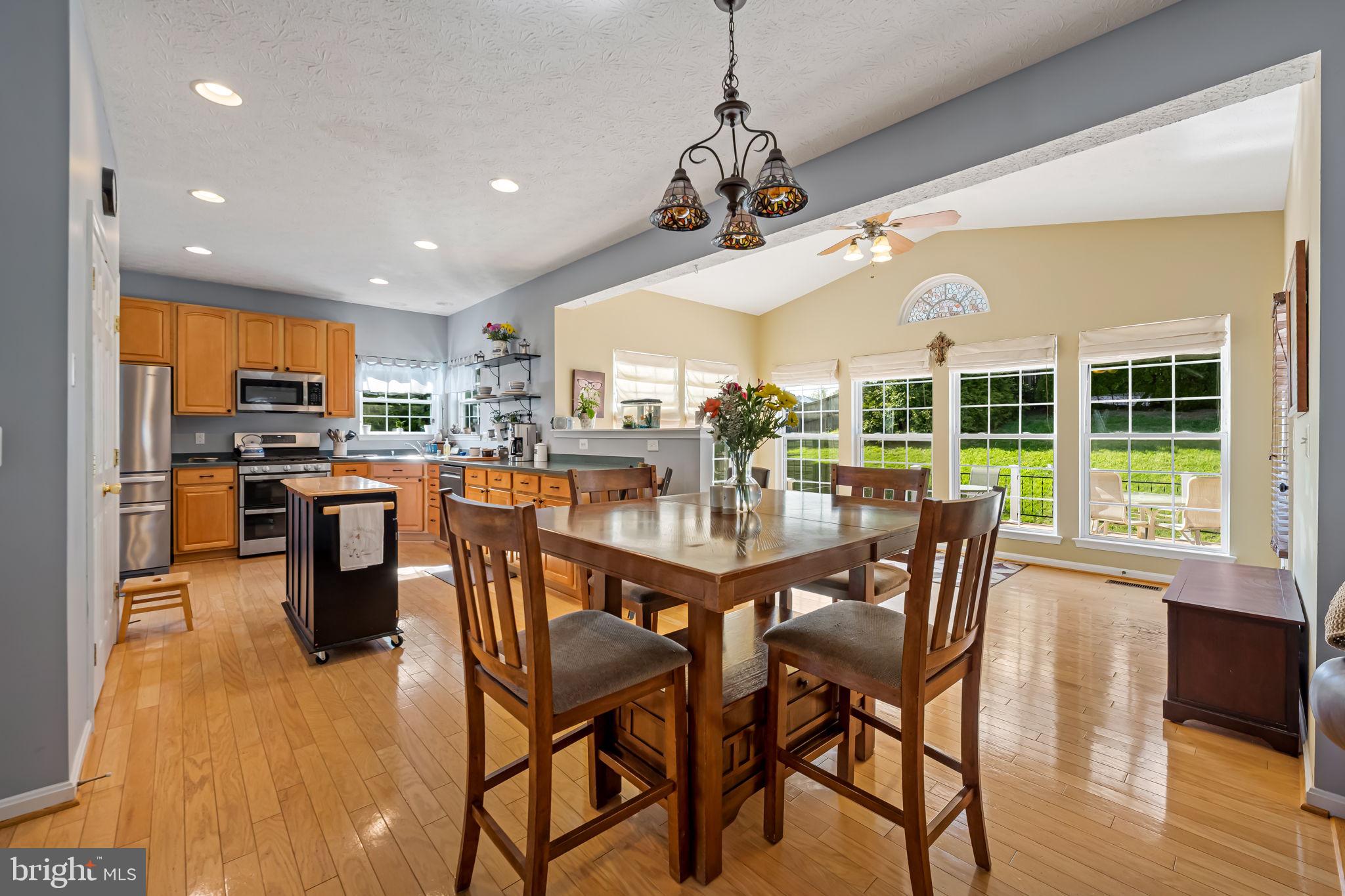 MANCHESTER FARMS - Residential