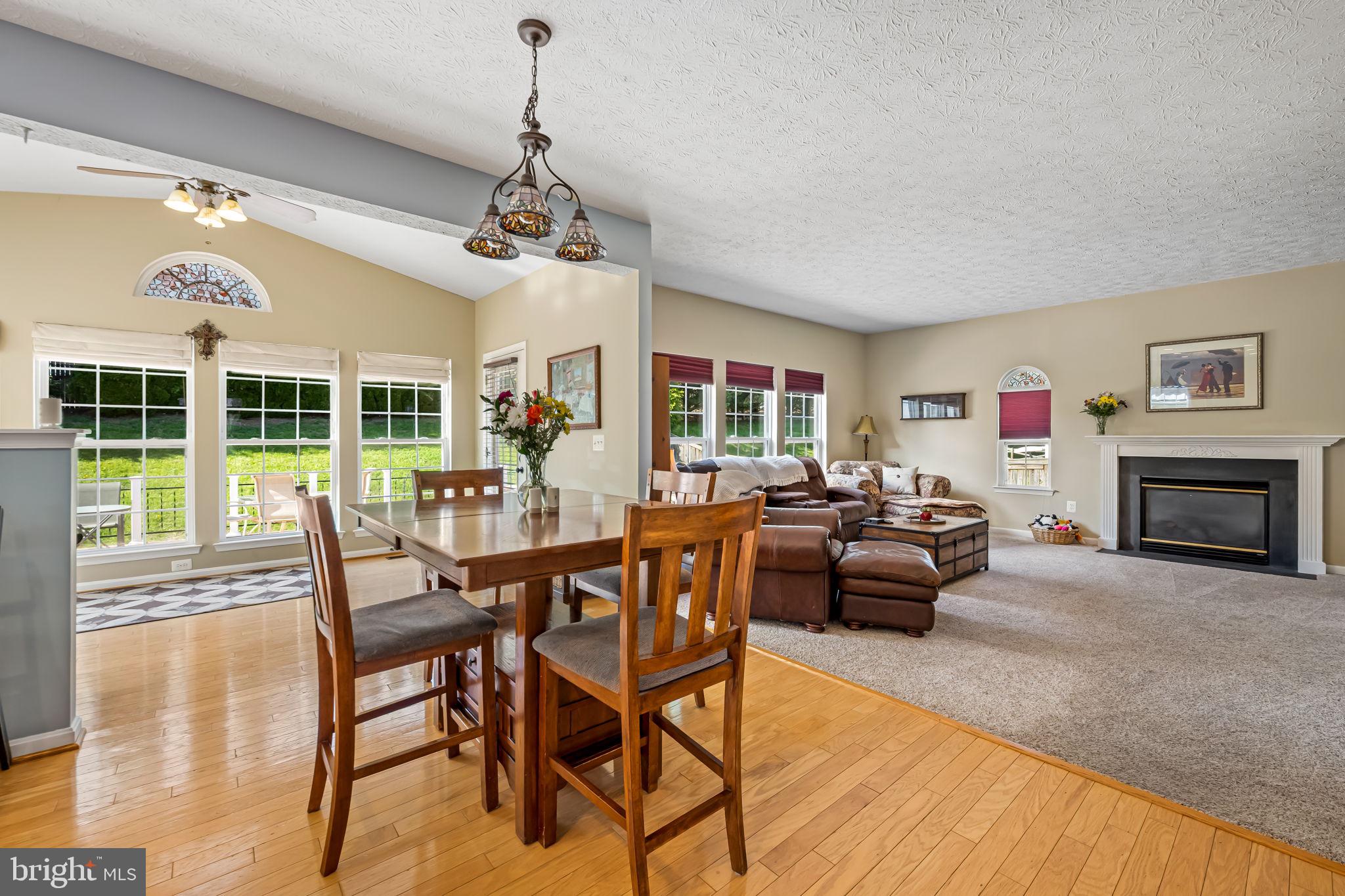 MANCHESTER FARMS - Residential