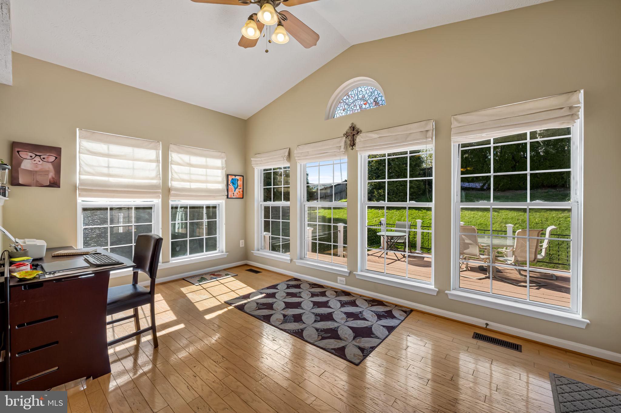 MANCHESTER FARMS - Residential