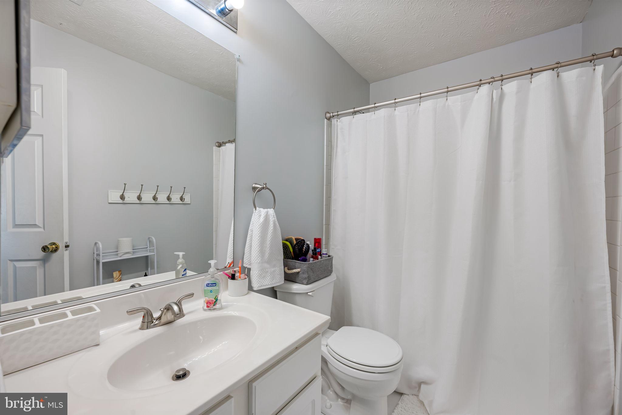 MANCHESTER FARMS - Residential