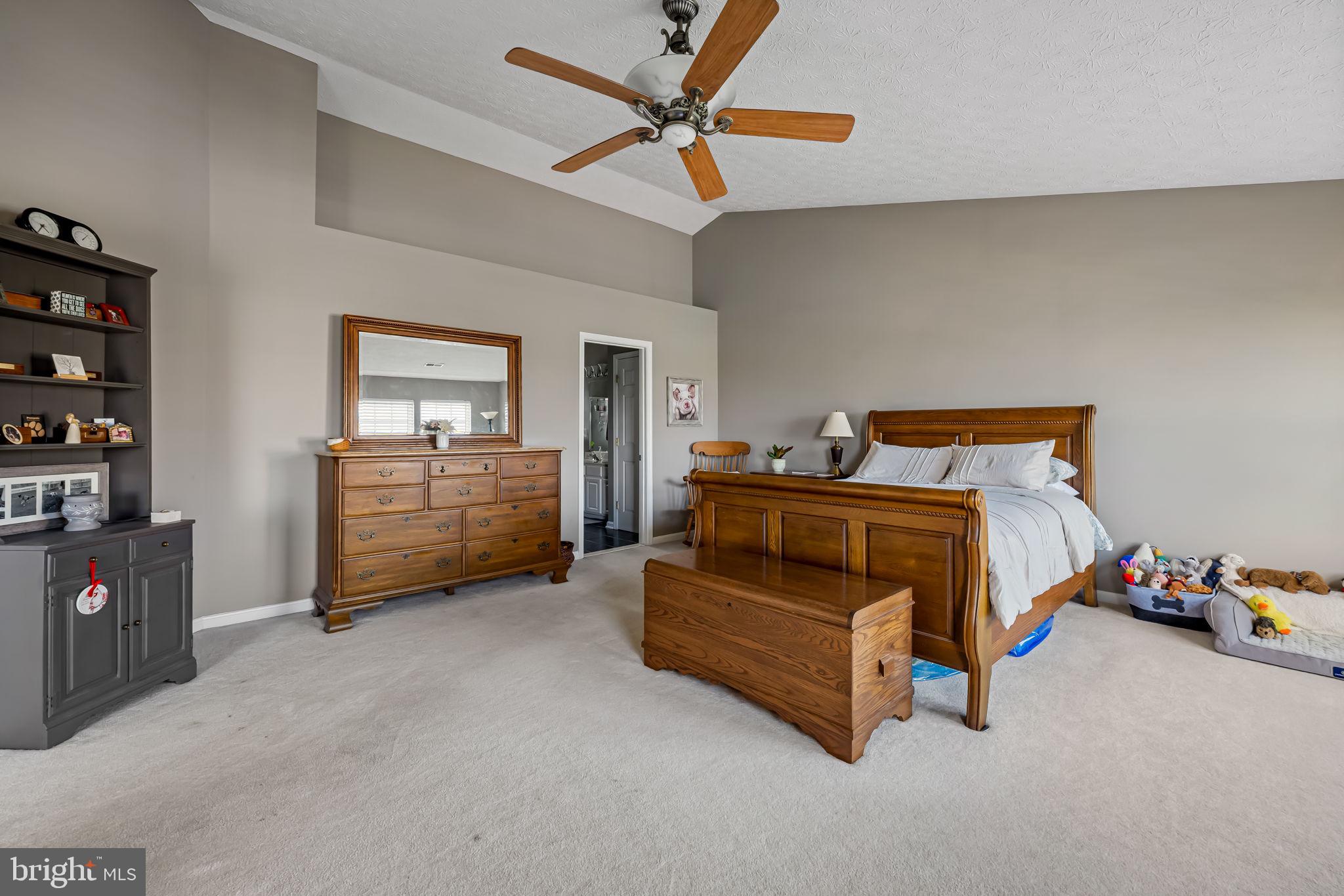 MANCHESTER FARMS - Residential