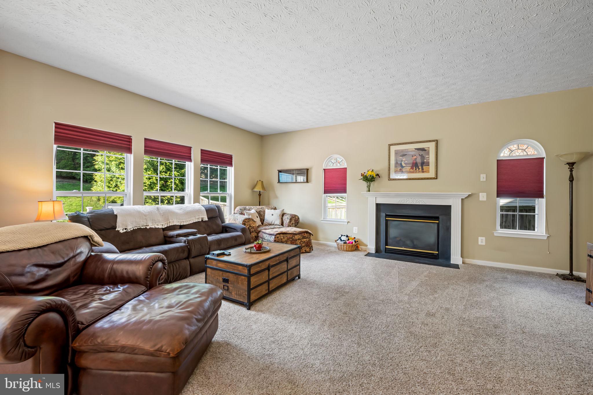 MANCHESTER FARMS - Residential