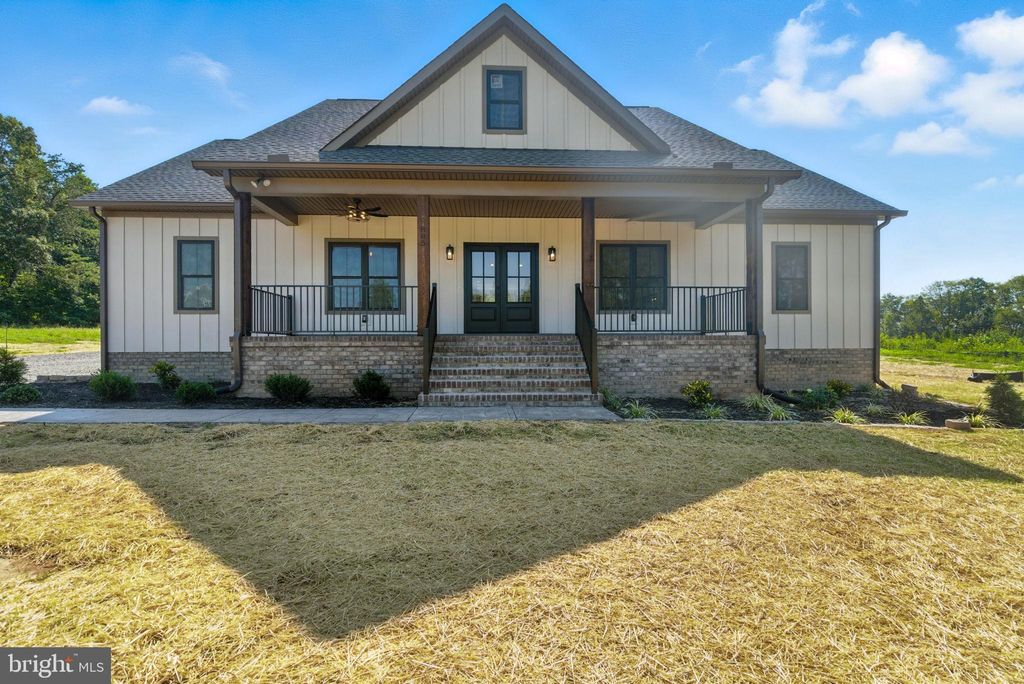 Photo of 885 Buckners Lane, MINERAL, VA 23117 (MLS # VALA2009014)