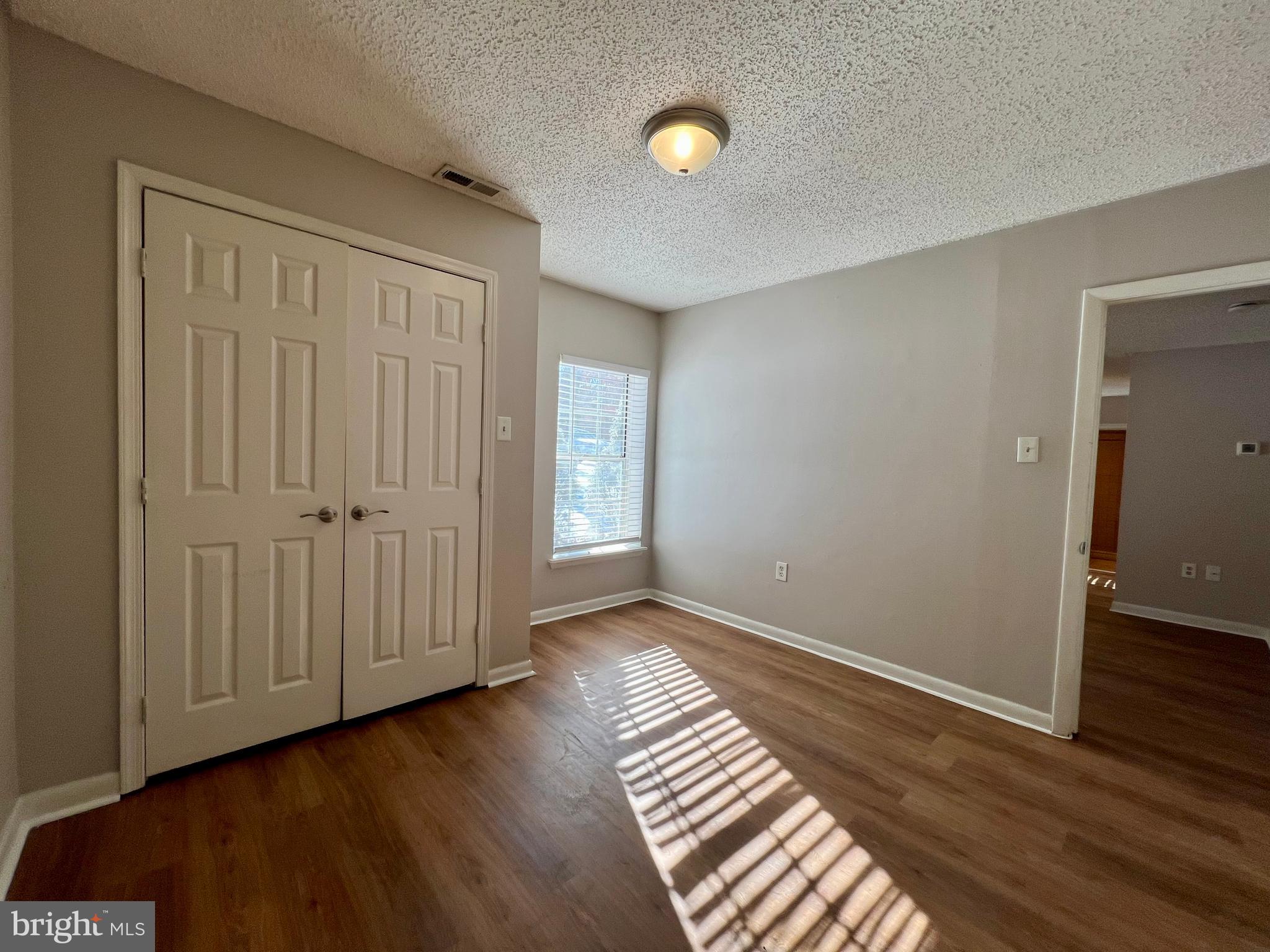 SHANNONDALE - Residential Lease