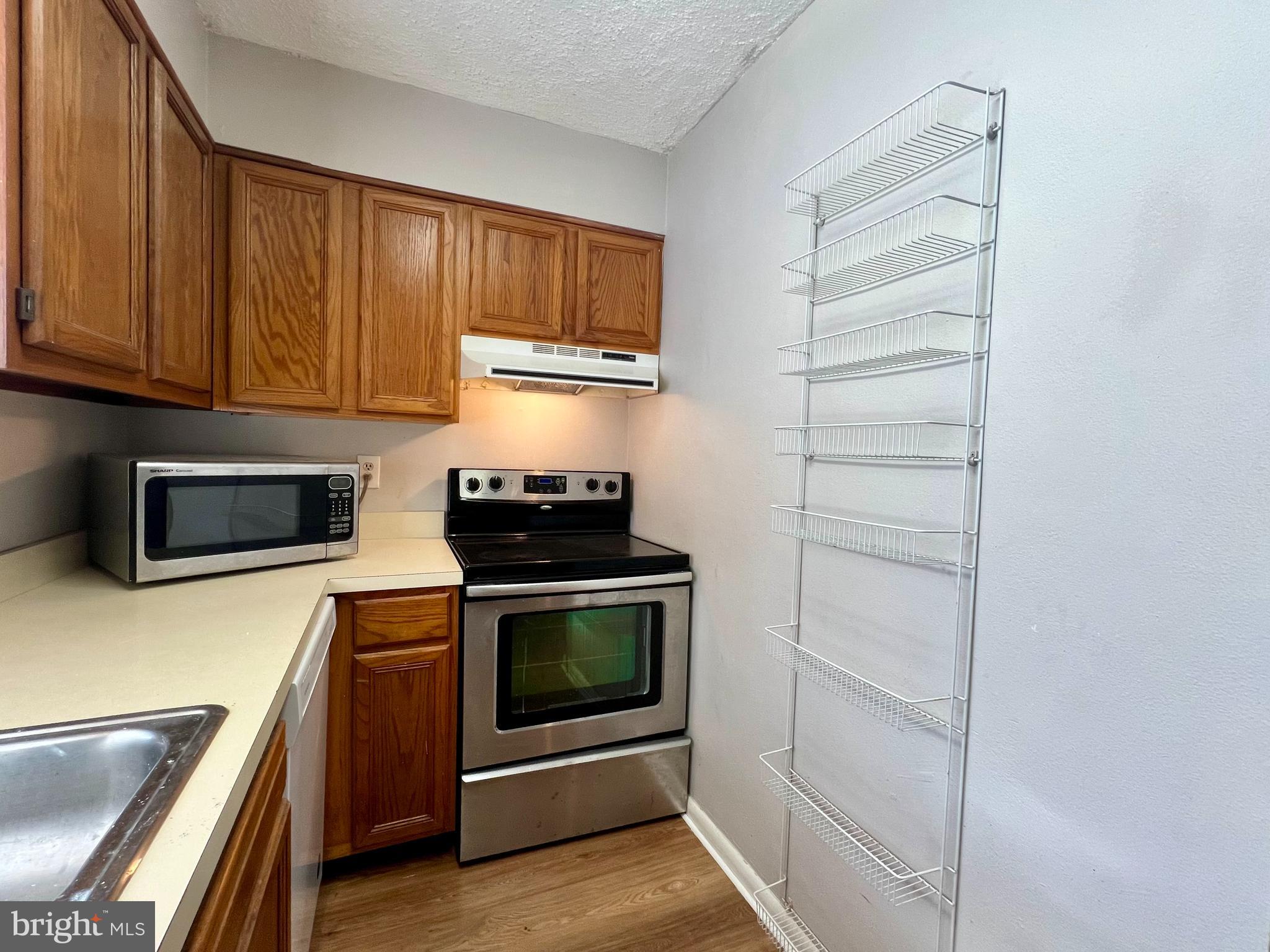 SHANNONDALE - Residential Lease