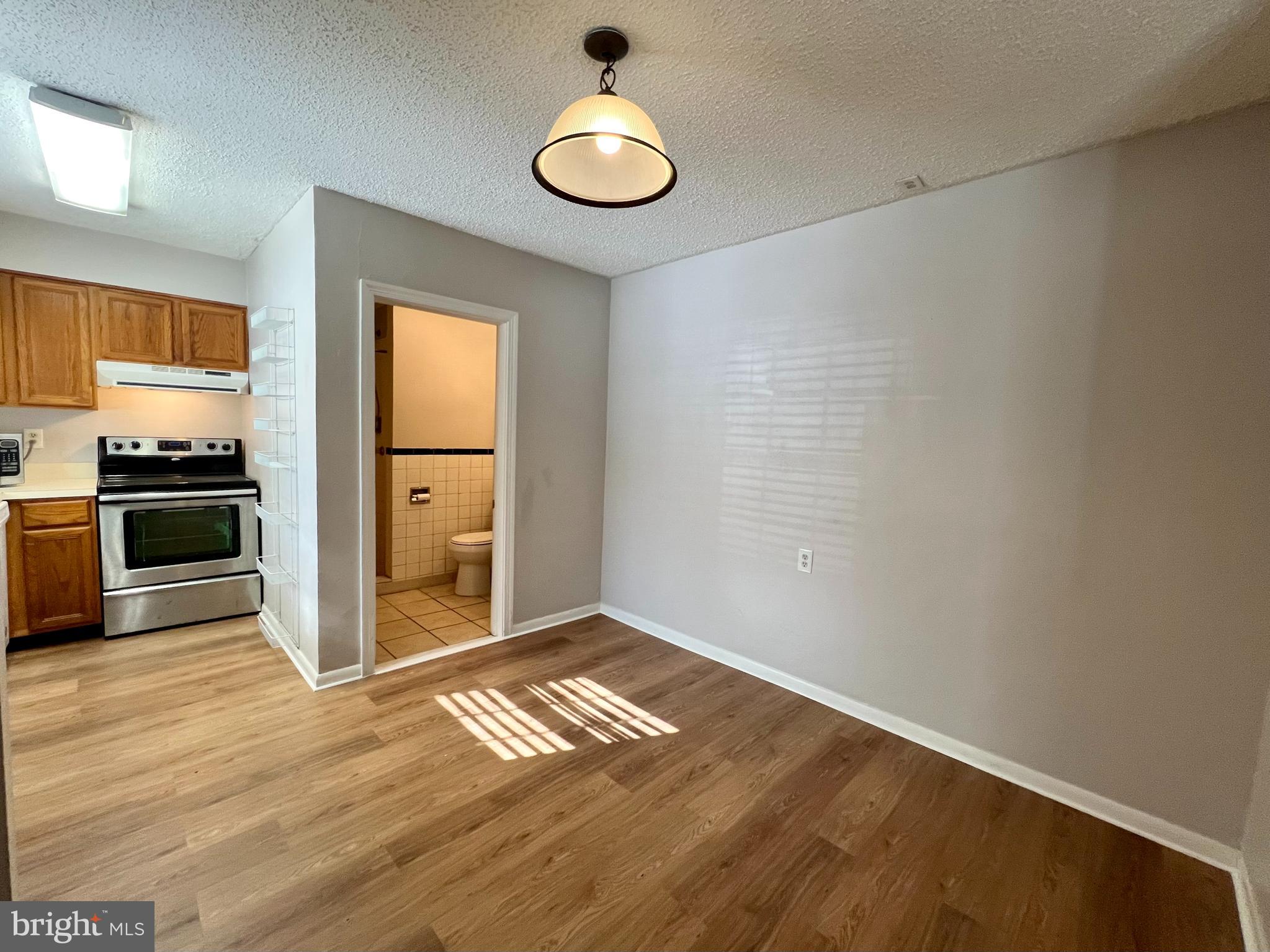 SHANNONDALE - Residential Lease