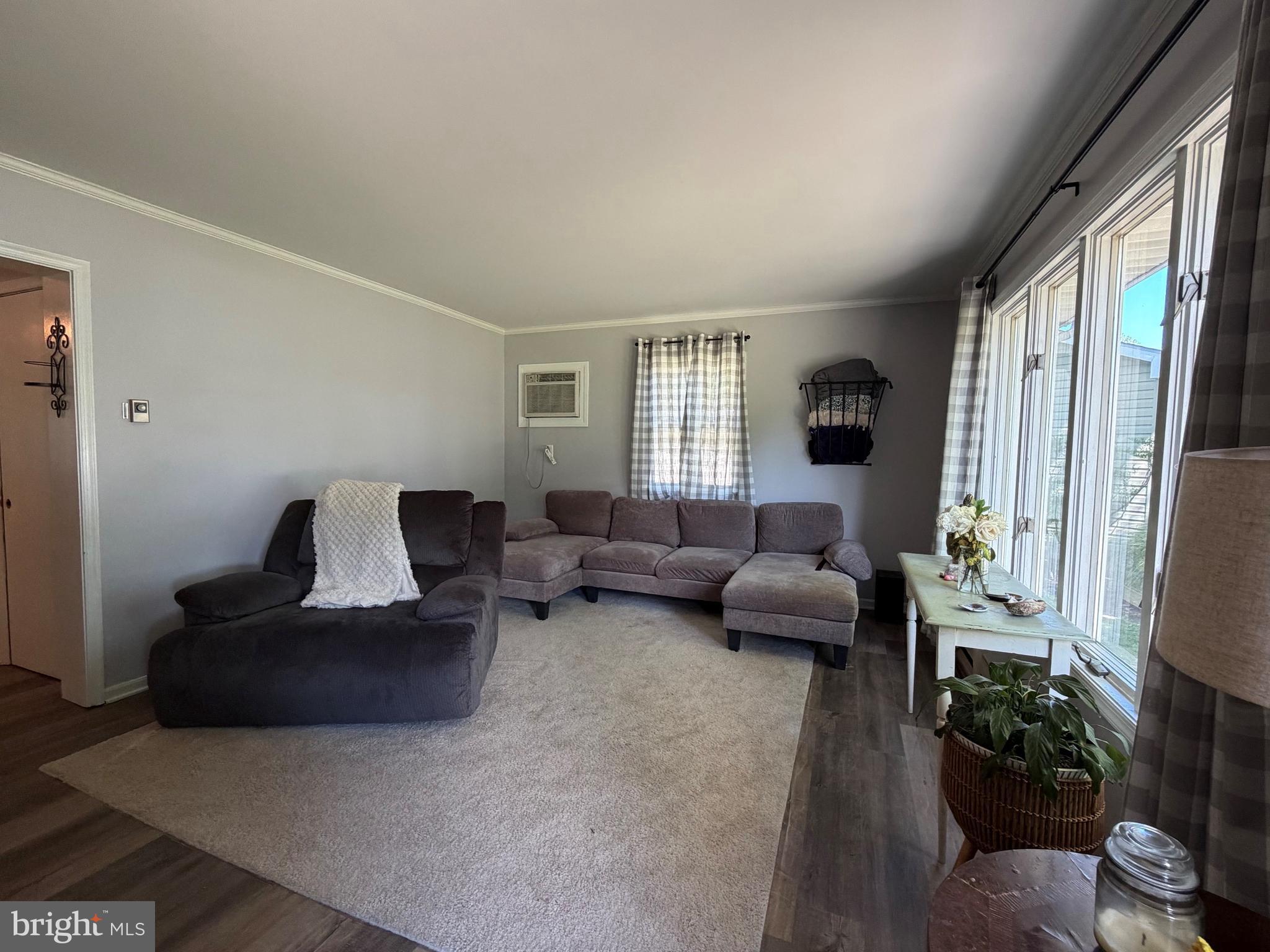EASTON - Residential
