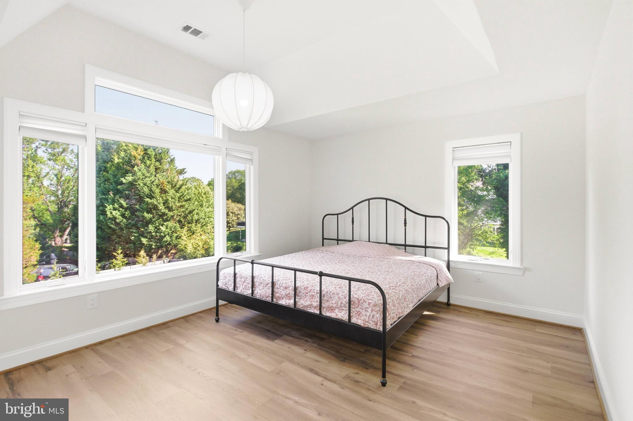 HUNT VALLEY ESTATES - Residential