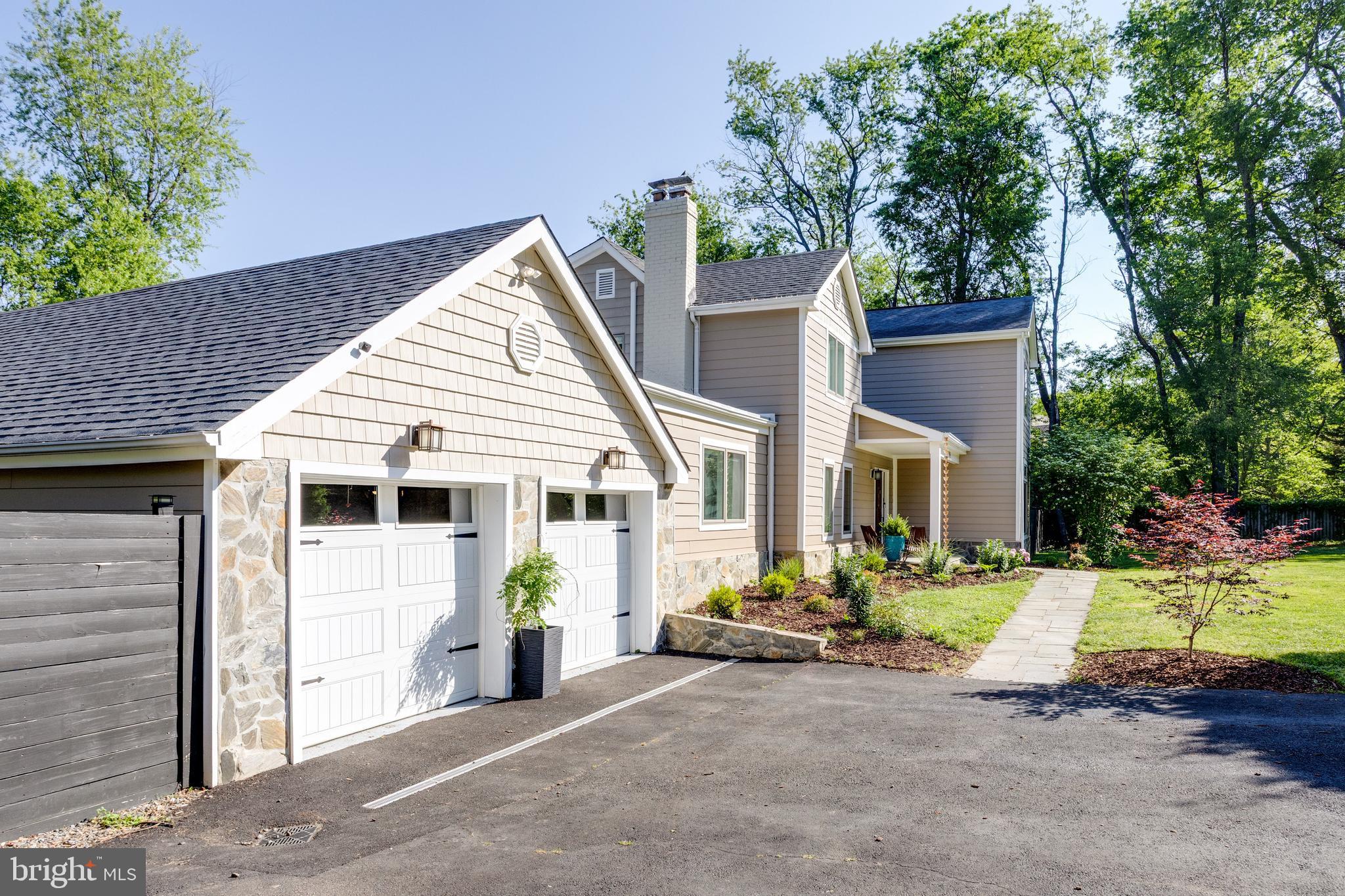 HUNT VALLEY ESTATES - Residential