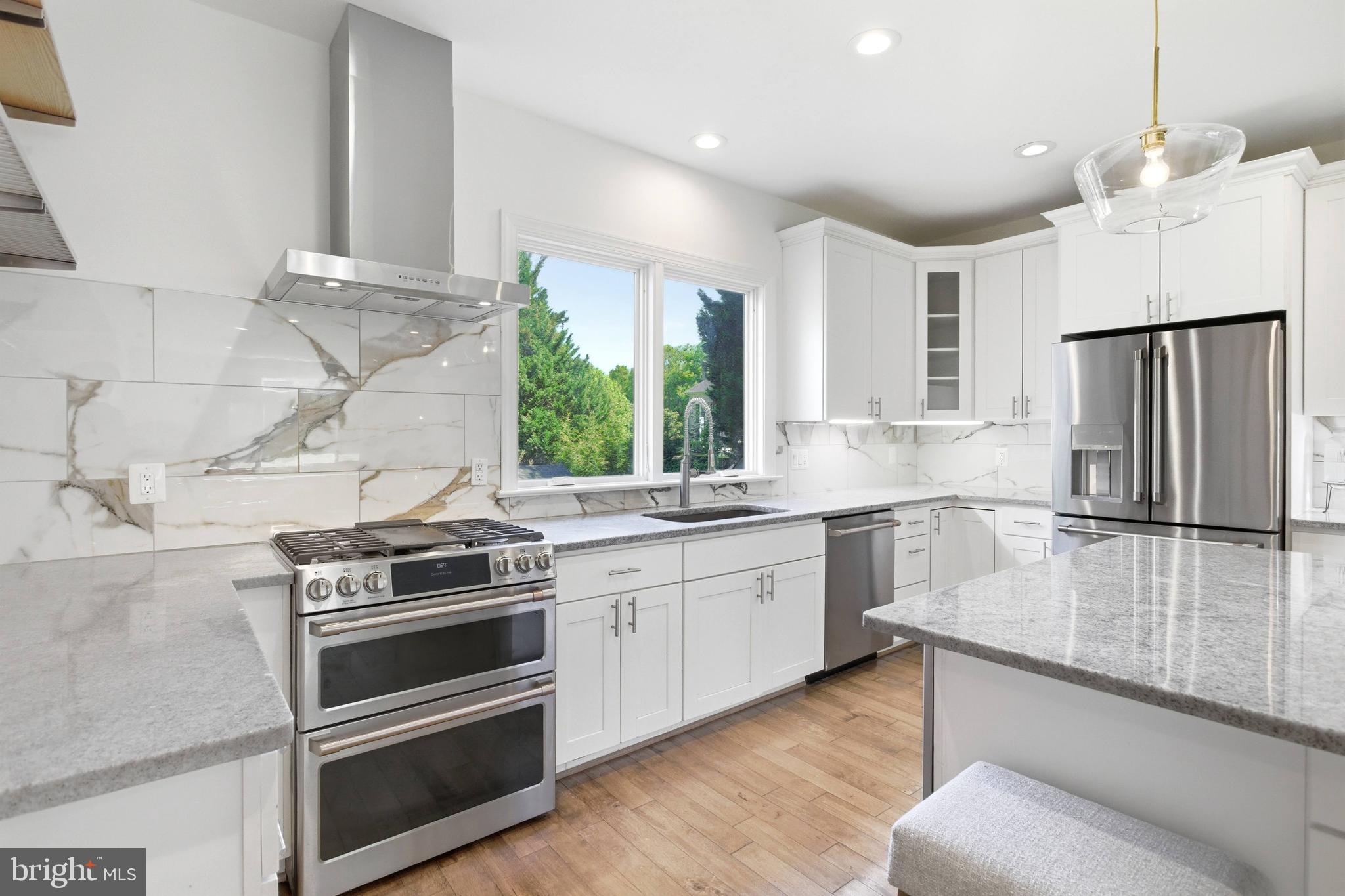 HUNT VALLEY ESTATES - Residential