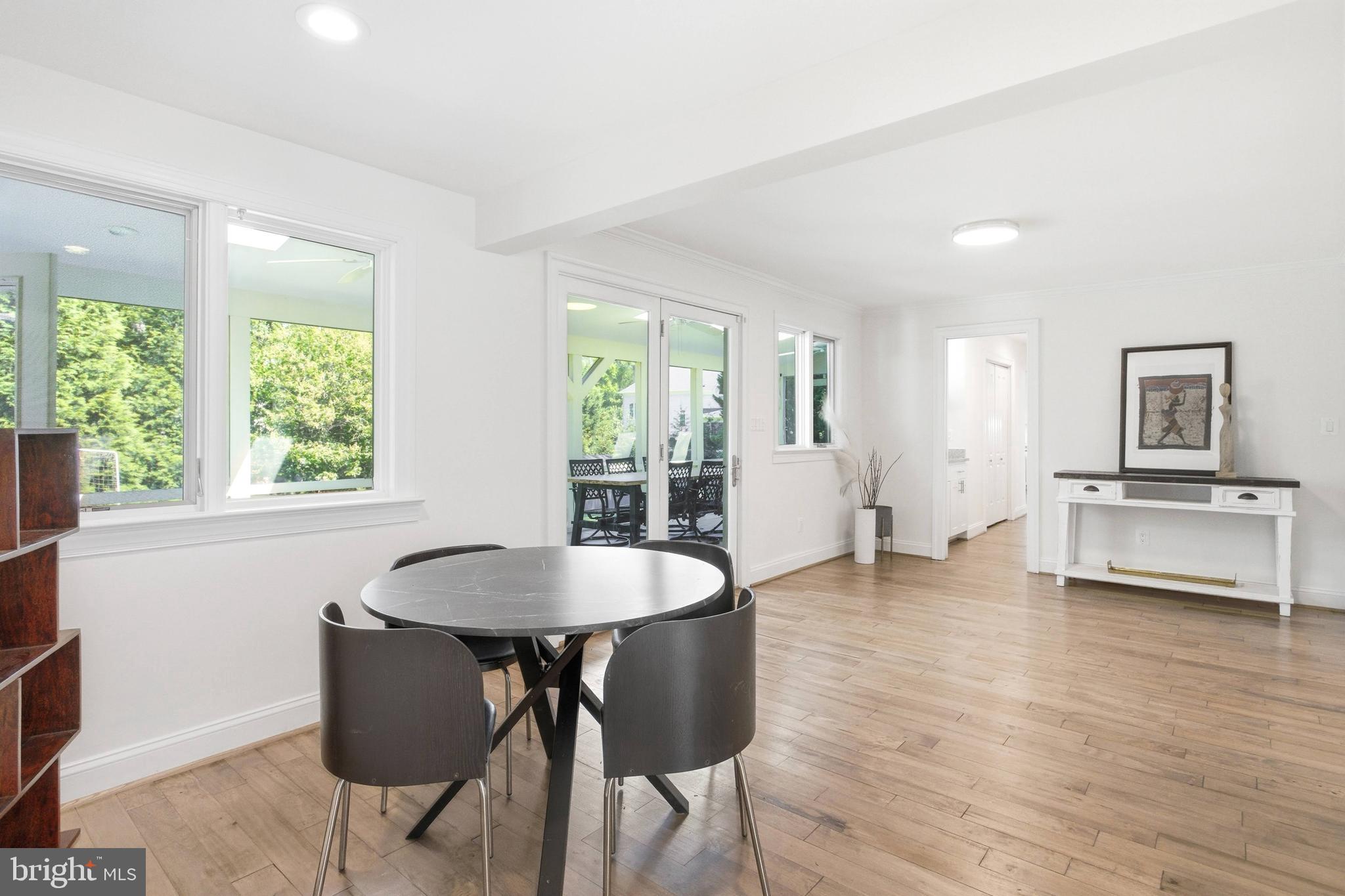 HUNT VALLEY ESTATES - Residential