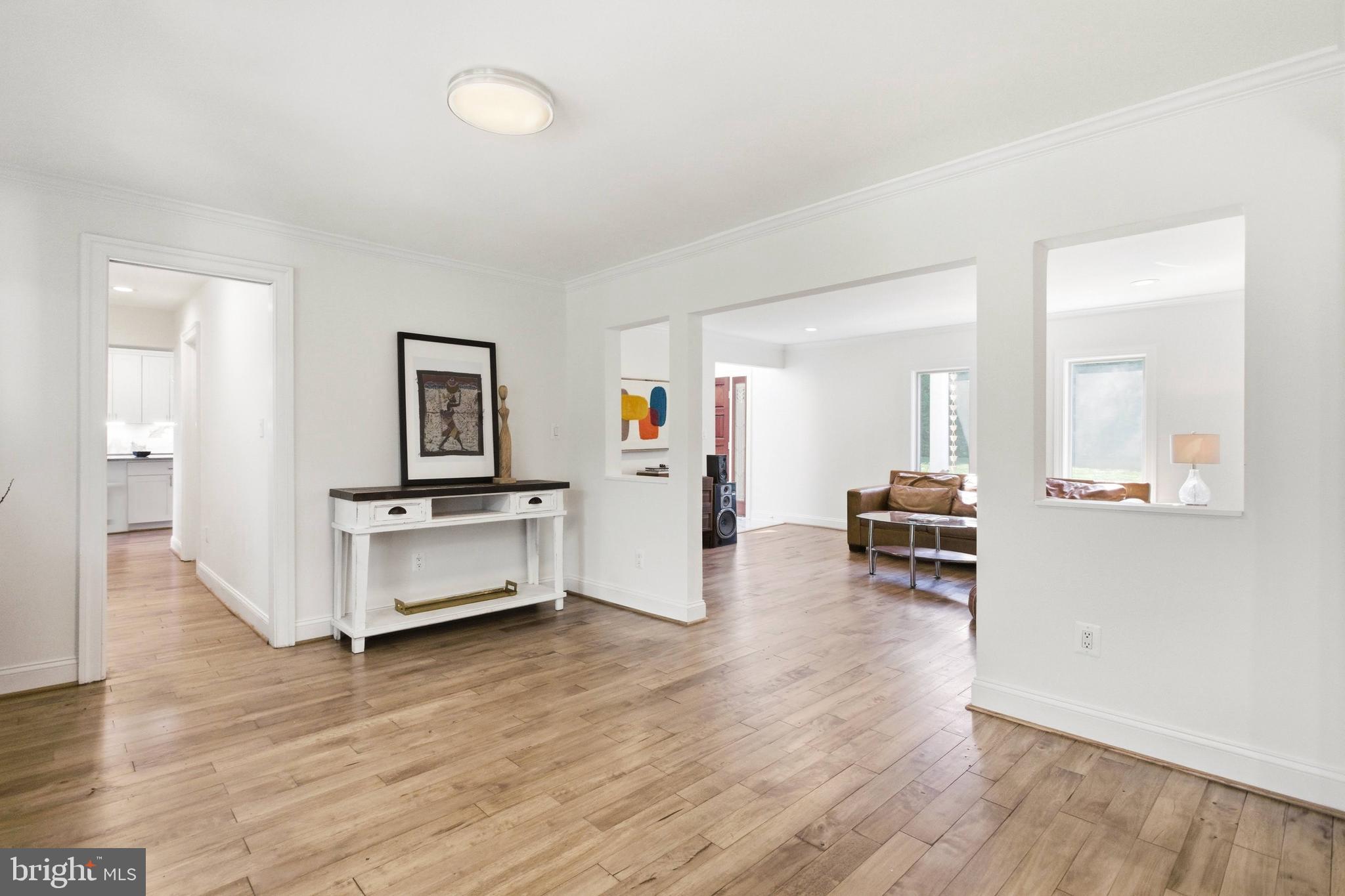HUNT VALLEY ESTATES - Residential