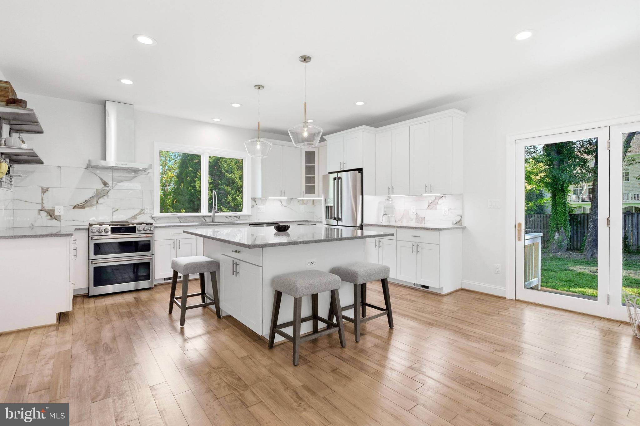 HUNT VALLEY ESTATES - Residential