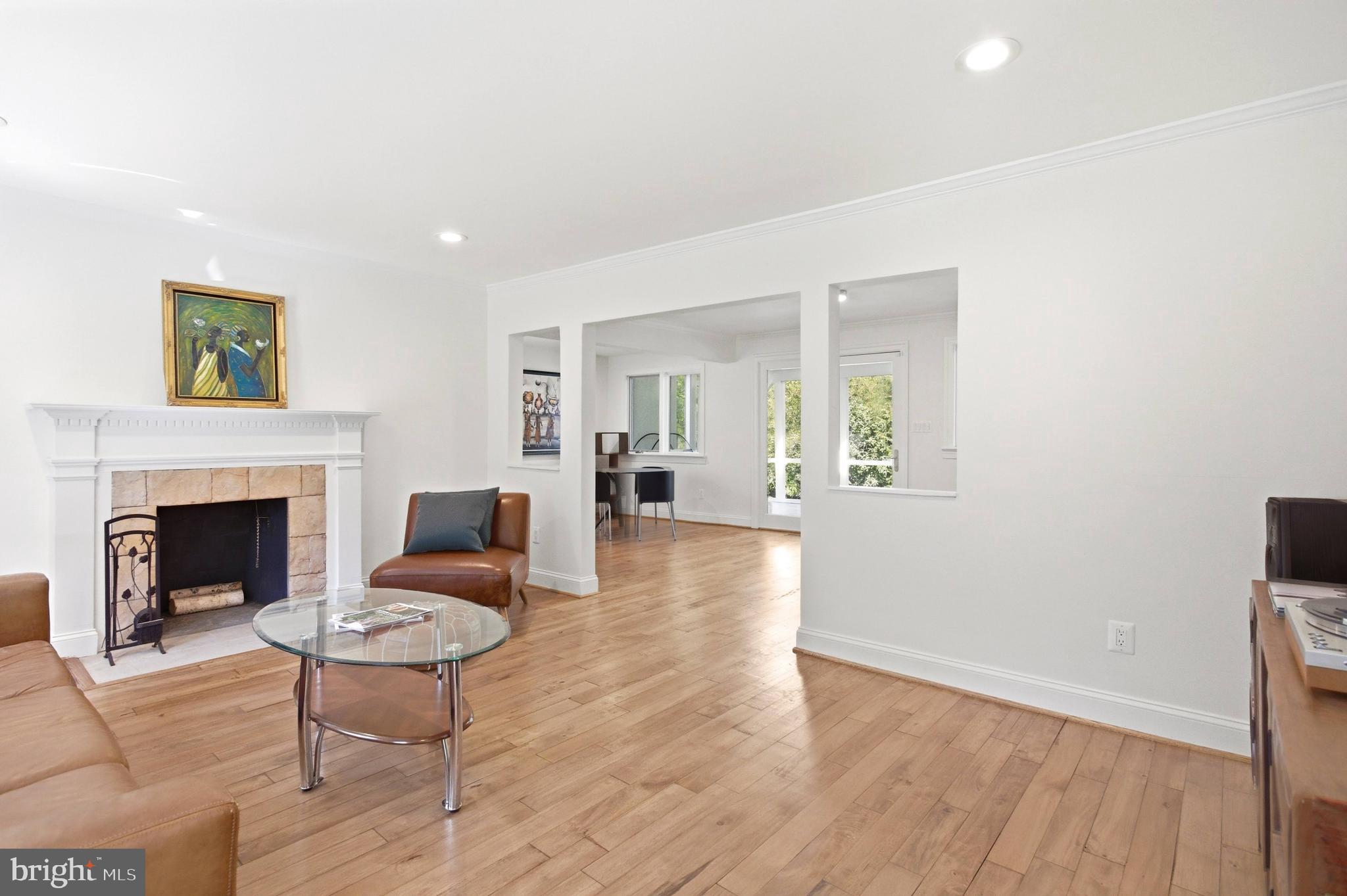 HUNT VALLEY ESTATES - Residential