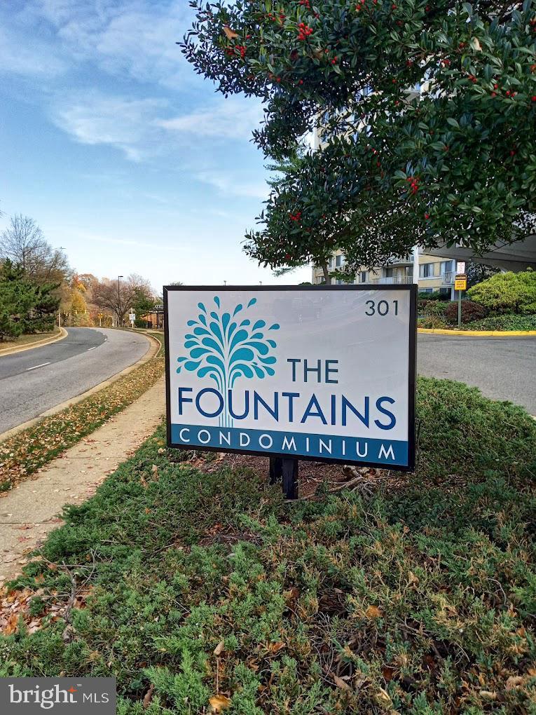 THE FOUNTAINS - Residential