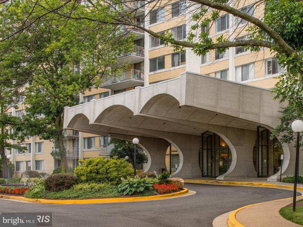 THE FOUNTAINS - Residential