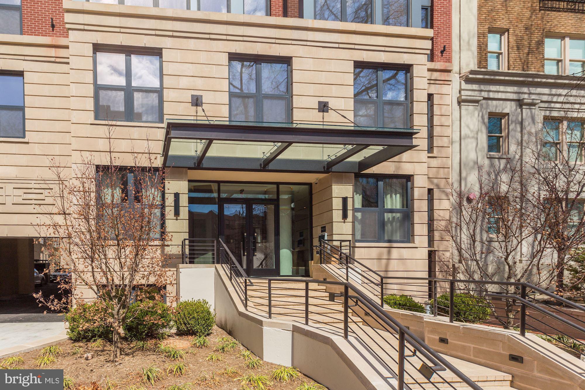 LOGAN CIRCLE - Residential