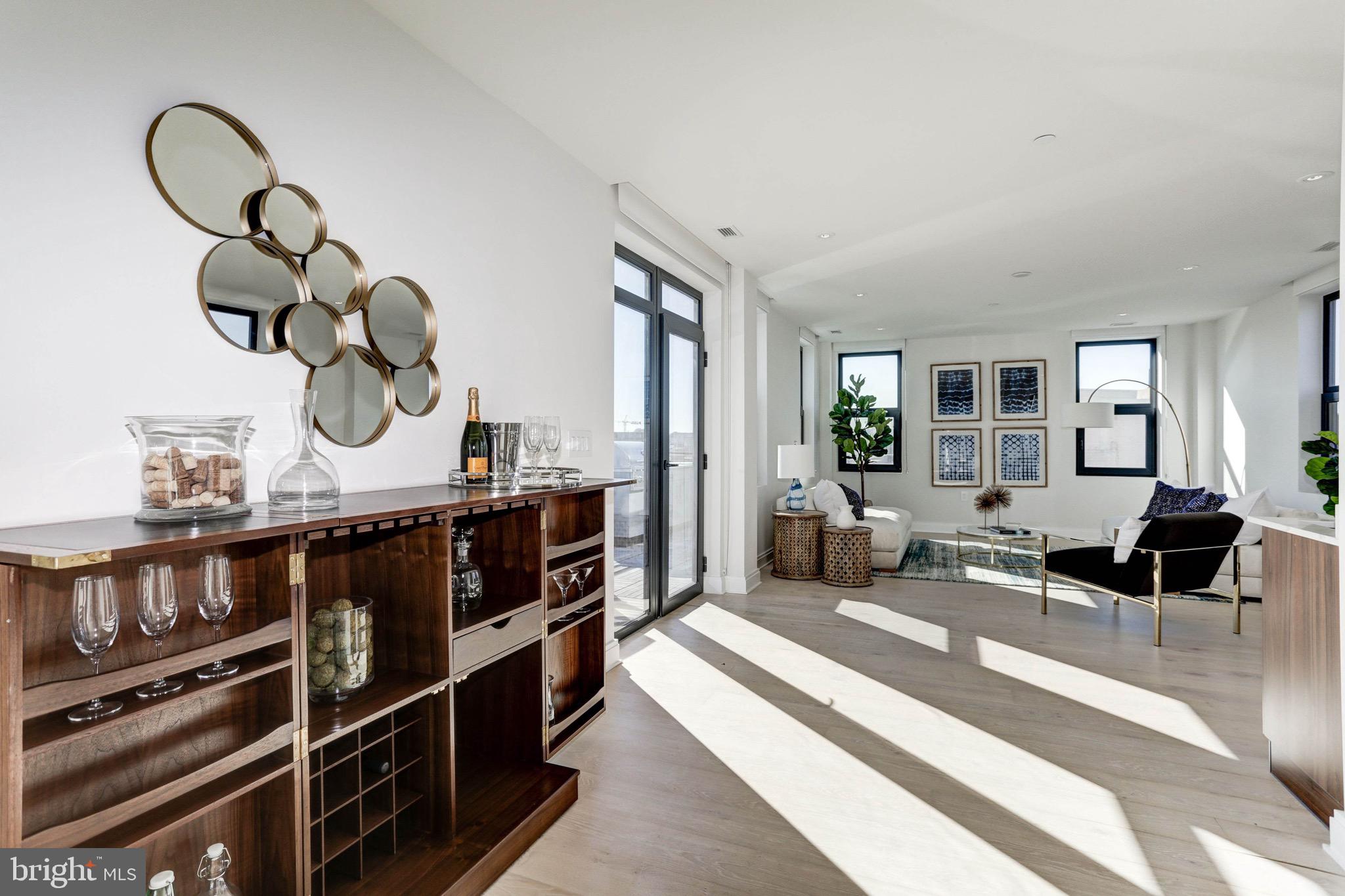 LOGAN CIRCLE - Residential
