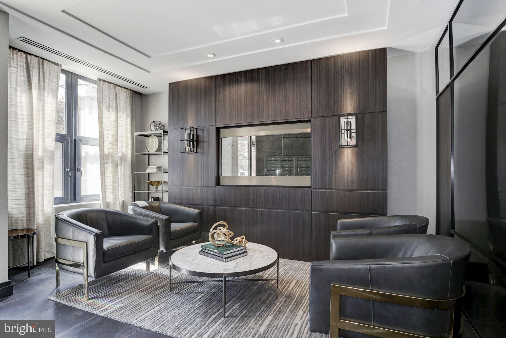LOGAN CIRCLE - Residential