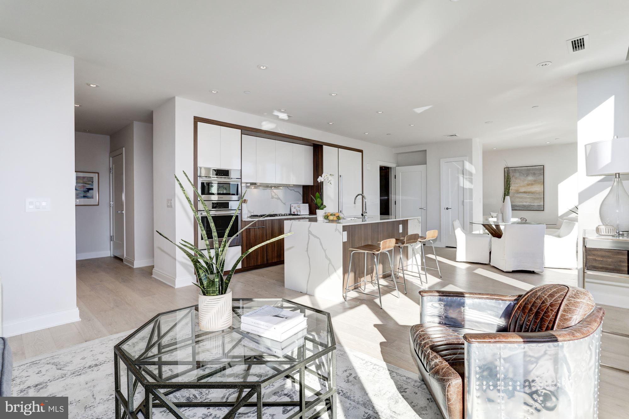 LOGAN CIRCLE - Residential