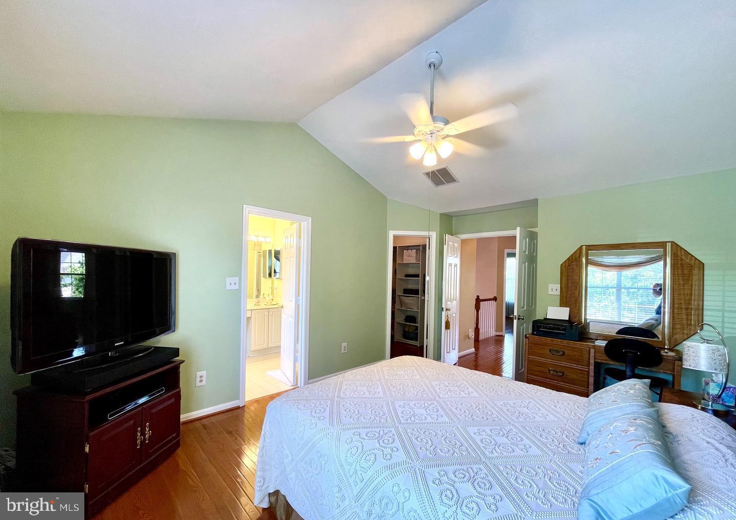 DOMINION STATION - Residential Lease