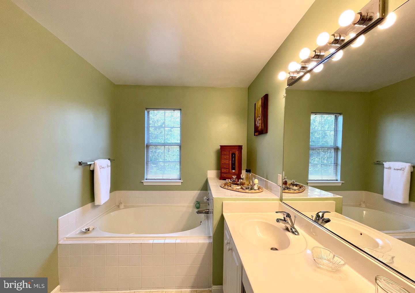 DOMINION STATION - Residential Lease