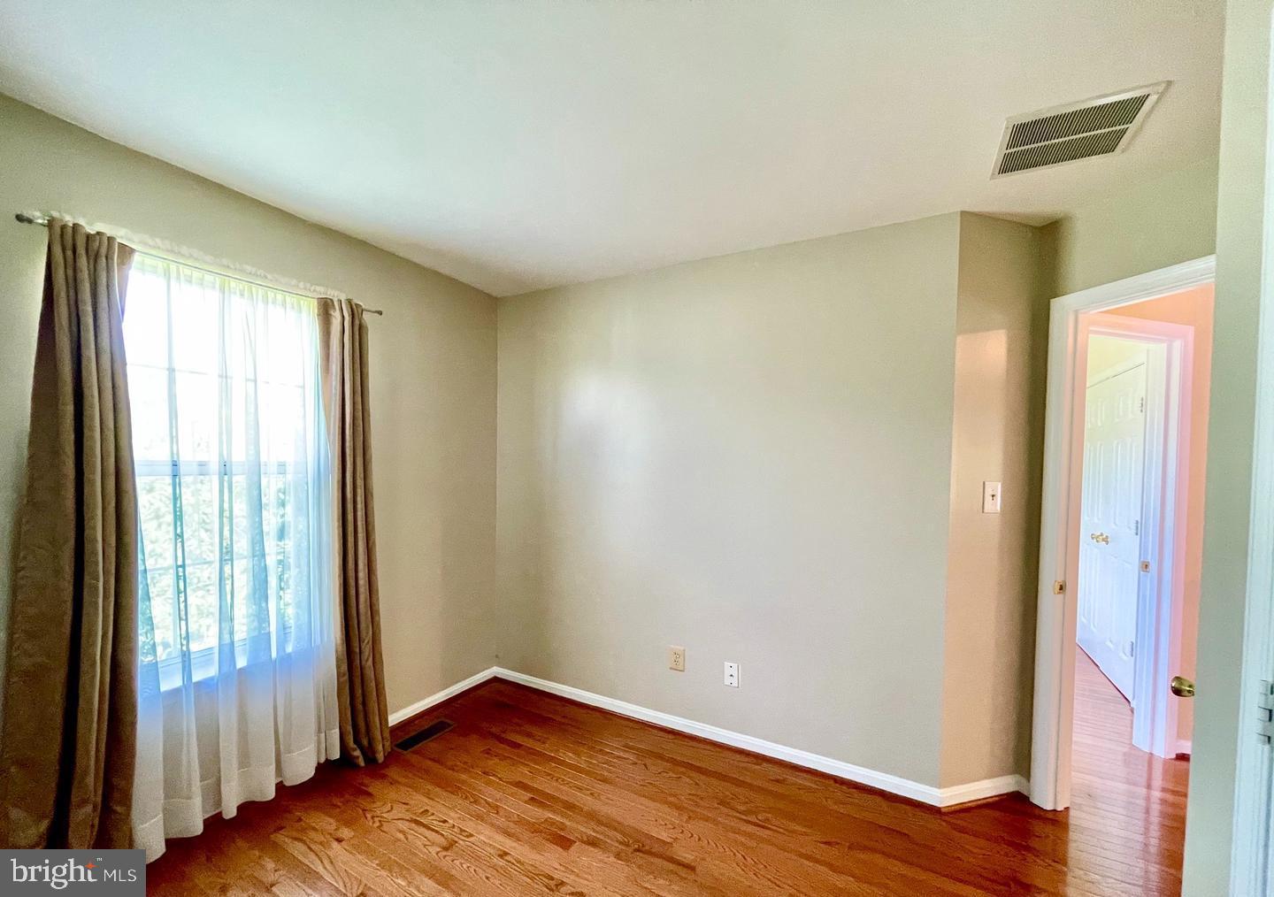 DOMINION STATION - Residential Lease