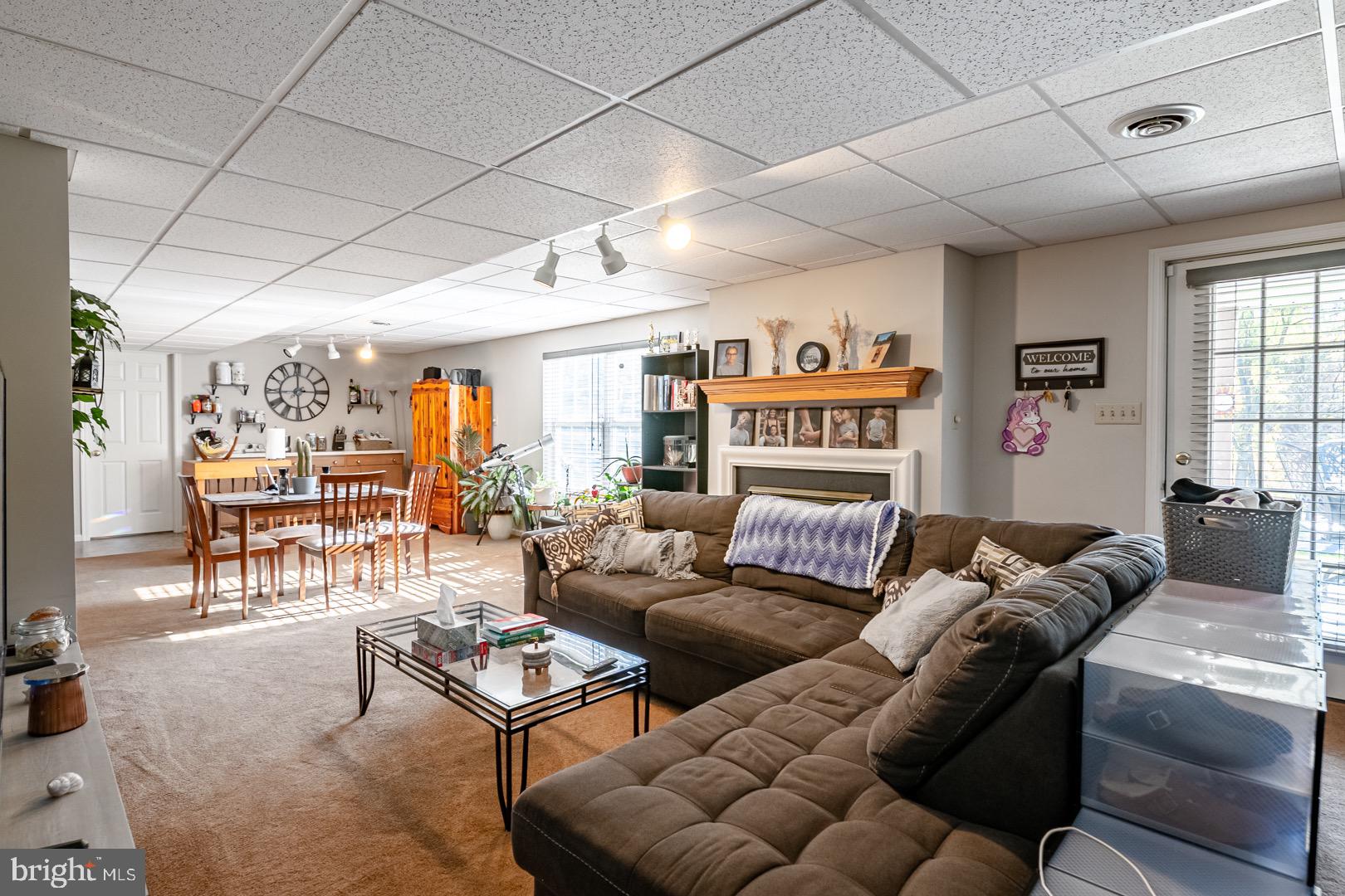 WHITFORD HILL - Residential