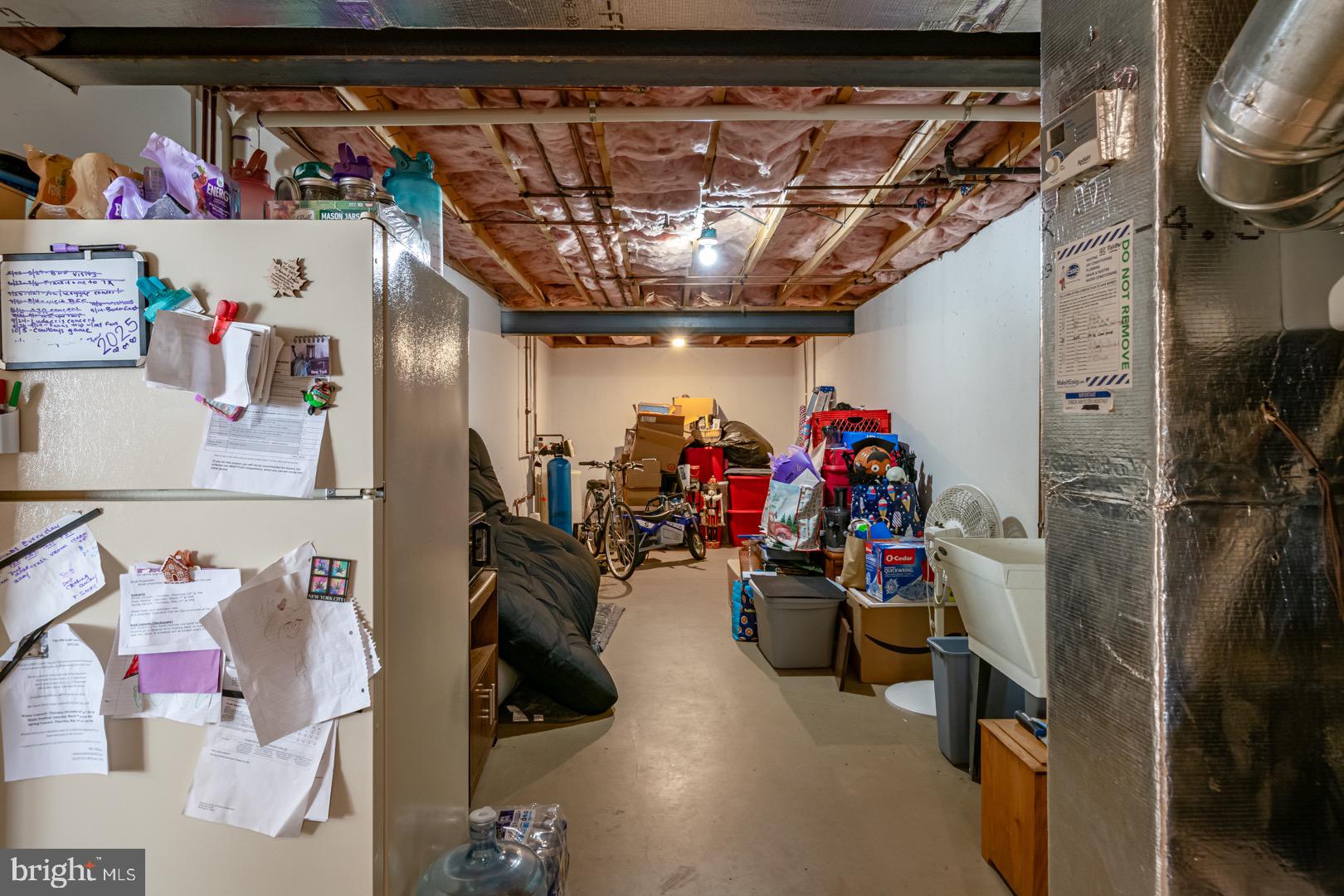 WHITFORD HILL - Residential