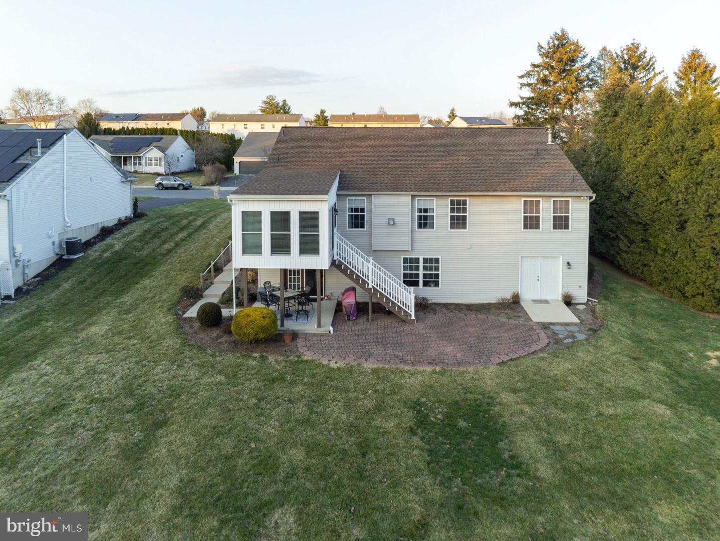 WHITFORD HILL - Residential