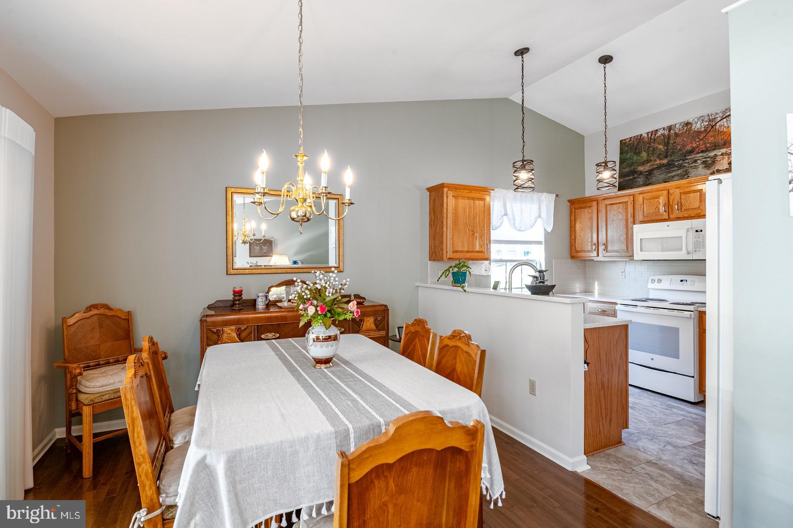 WHITFORD HILL - Residential